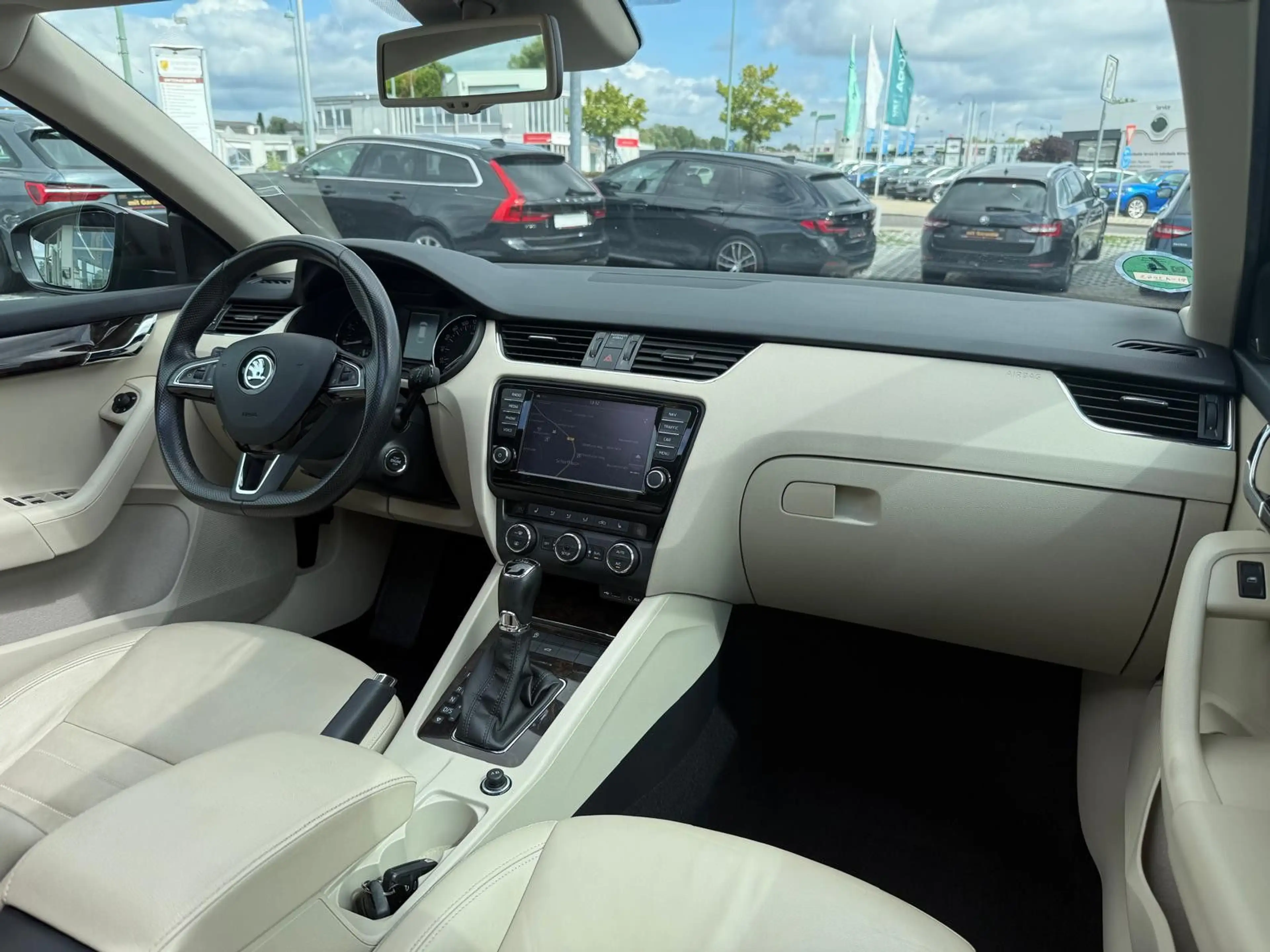 Skoda Octavia Combi 1.8 TSI"DSG"Elegance"PANO"SPUR ASS — photo 13