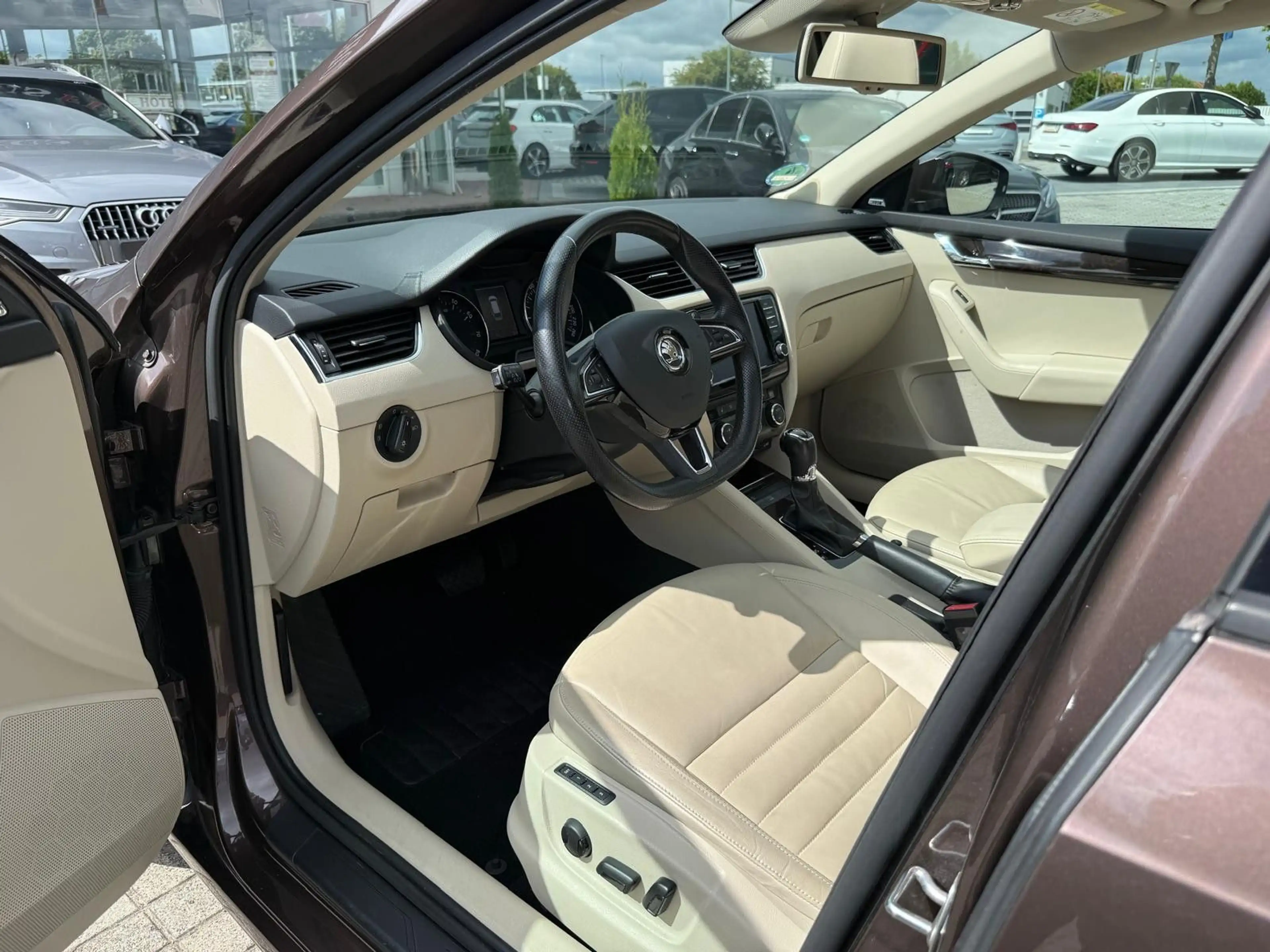 Skoda Octavia Combi 1.8 TSI"DSG"Elegance"PANO"SPUR ASS — photo 15