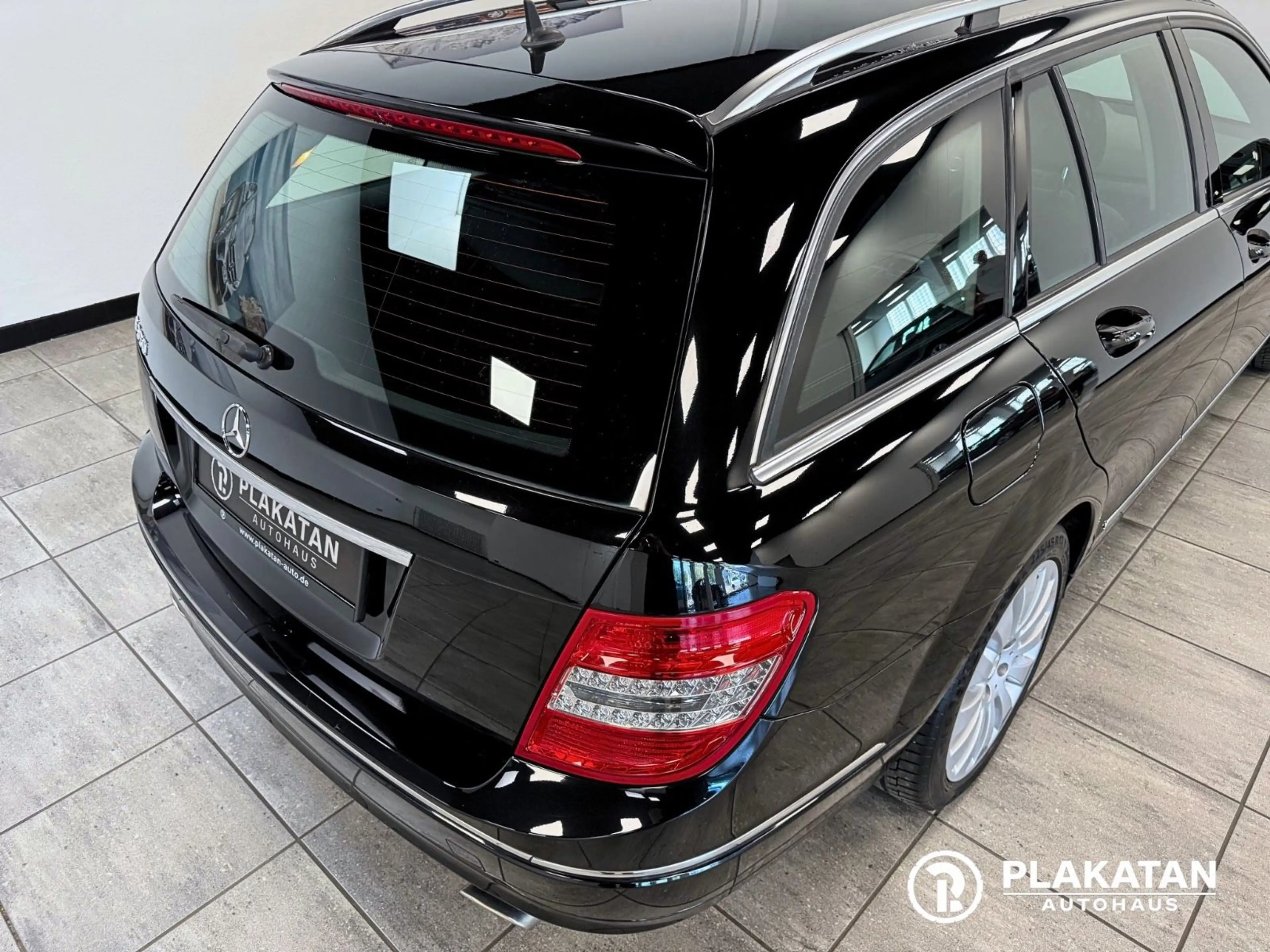 Mercedes-Benz C 350 C T-Modell Bi-Xenon Leder Navi Scheckheft — photo 10