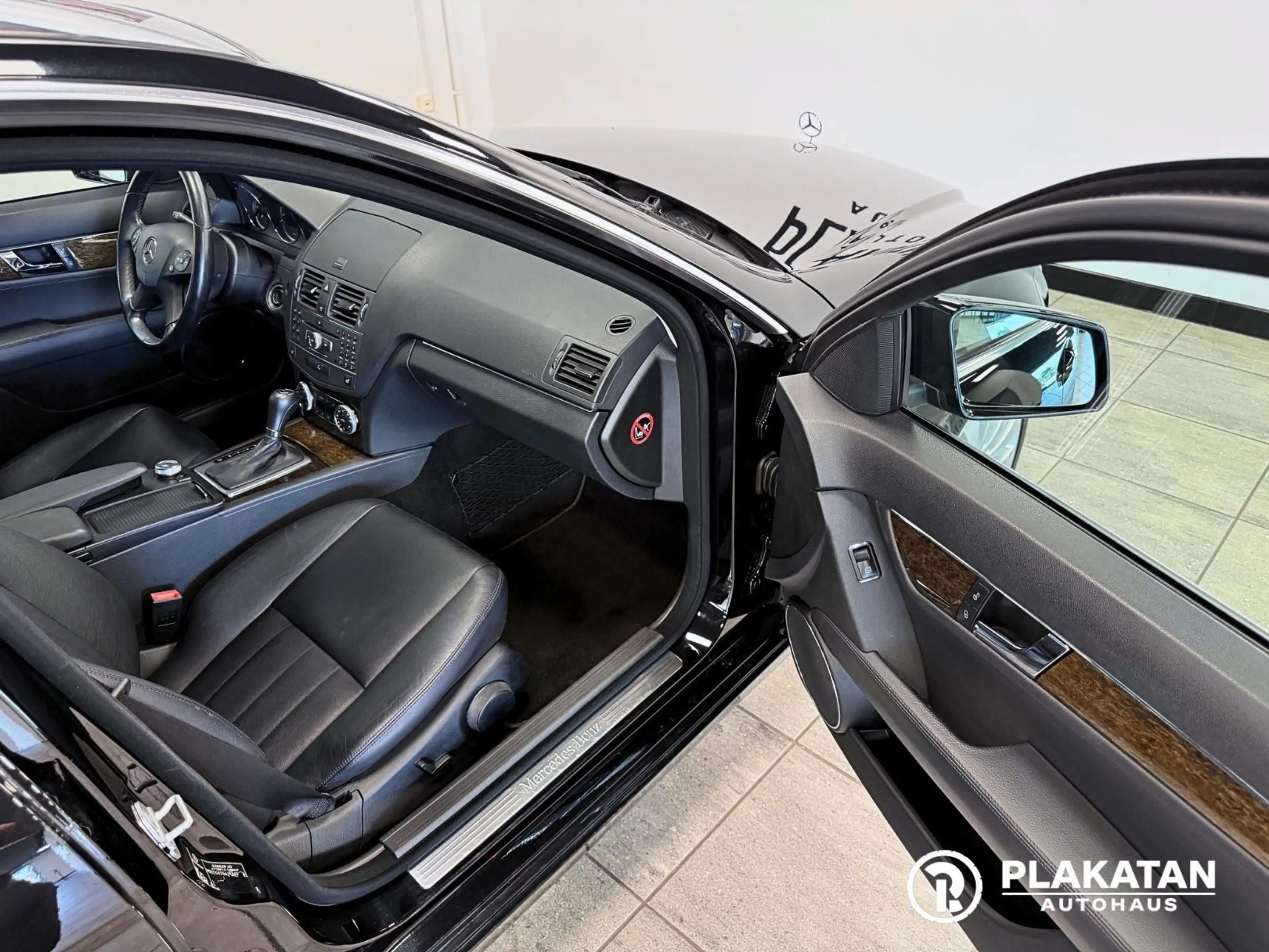 Mercedes-Benz C 350 C T-Modell Bi-Xenon Leder Navi Scheckheft — photo 14