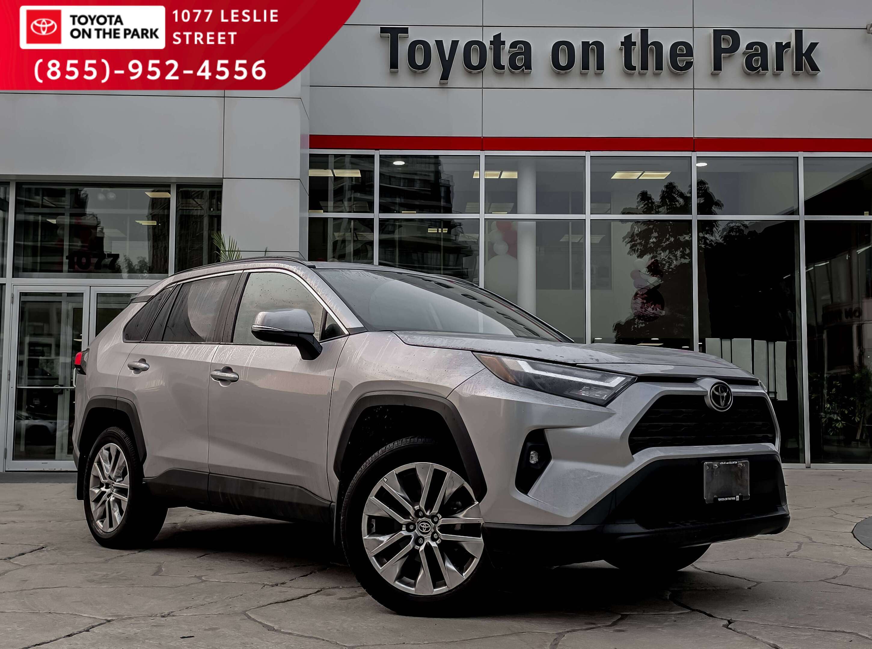 2024 Toyota RAV 4 XLE AWD PREMIUM/ LEATHER/ LOW KMS