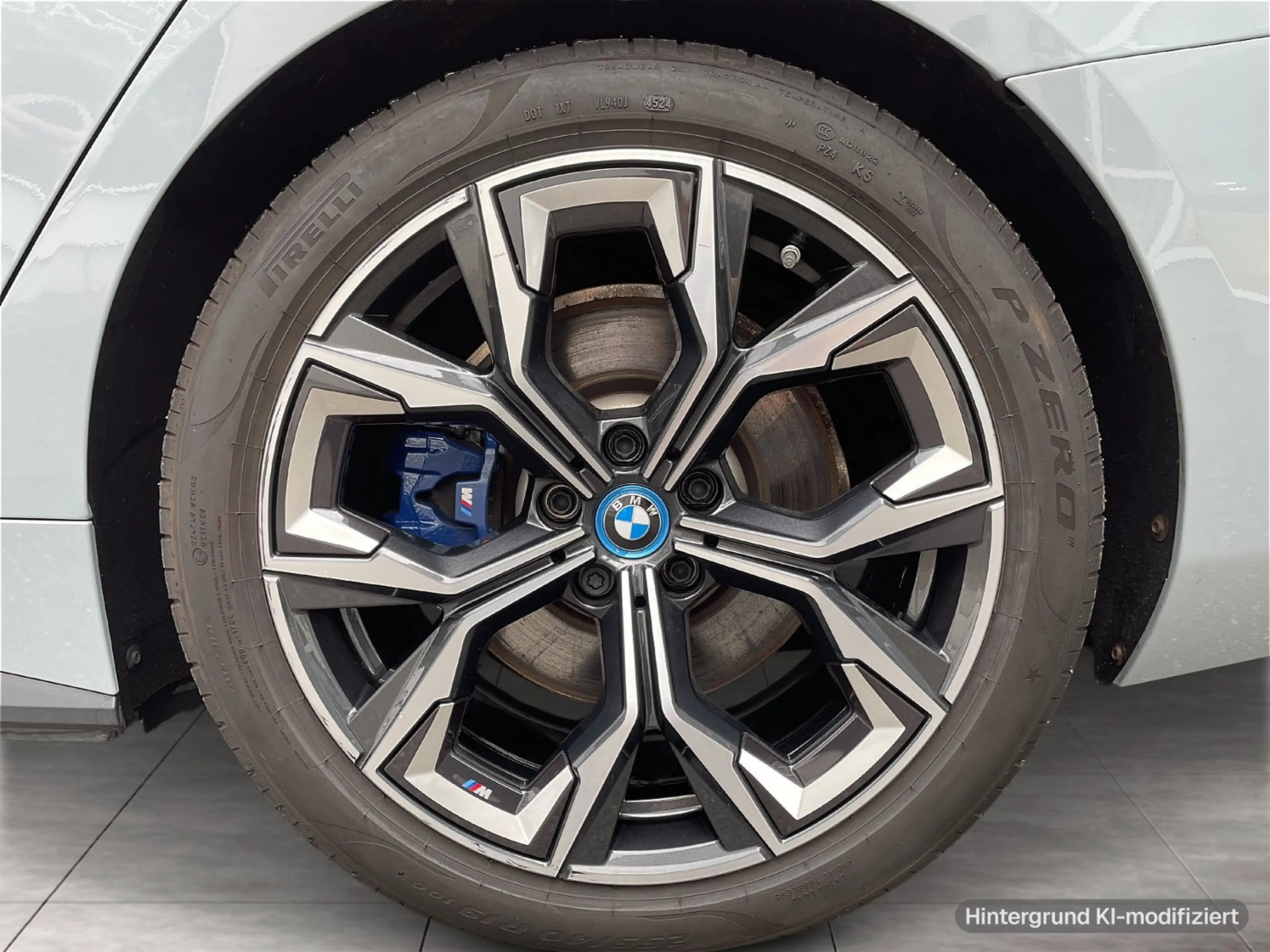 BMW i4 M50 Gran Coupé-Adaptives M Fahrwerk-Harman/Kardon — photo 6