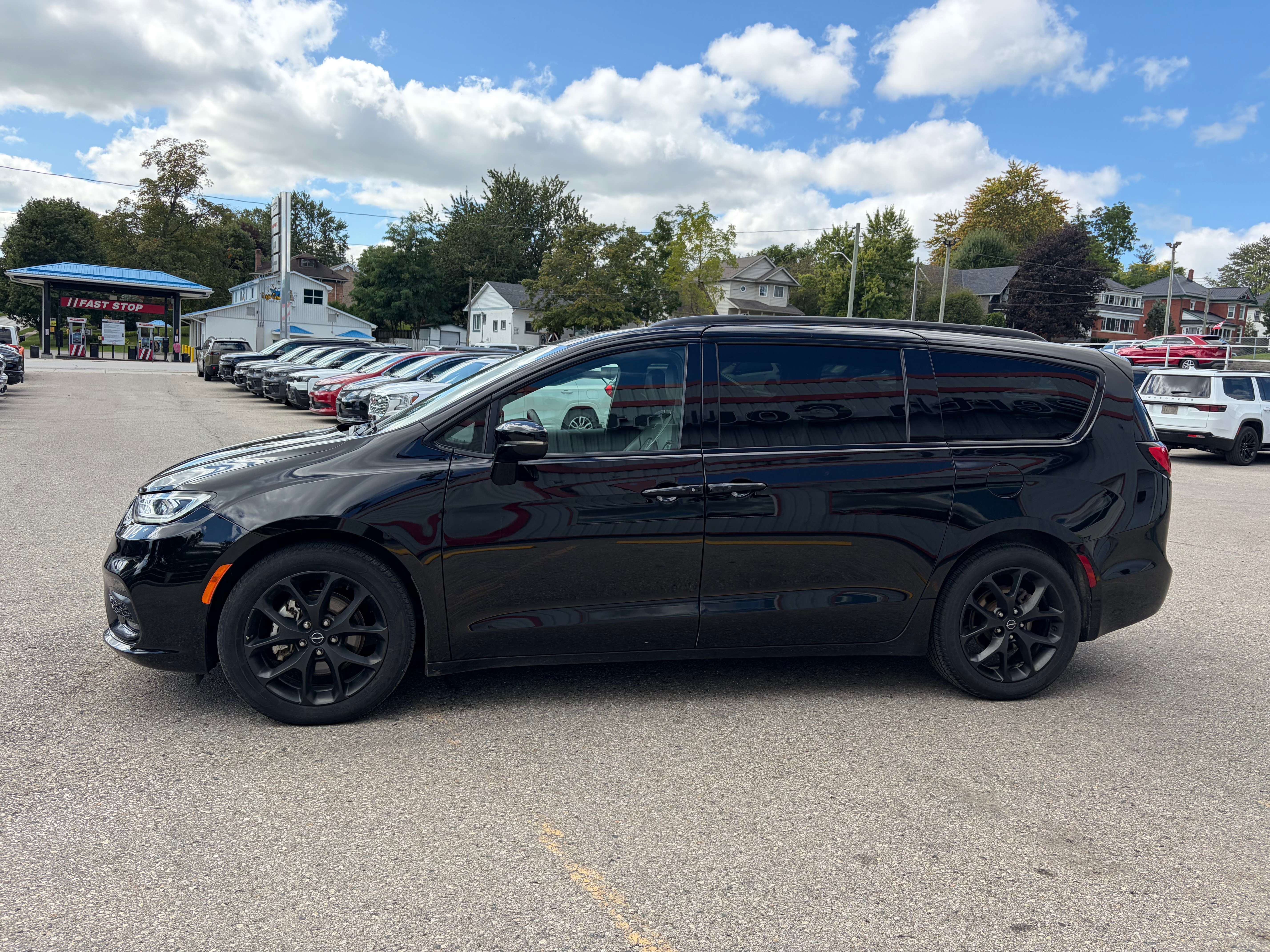 2025 Chrysler Pacifica