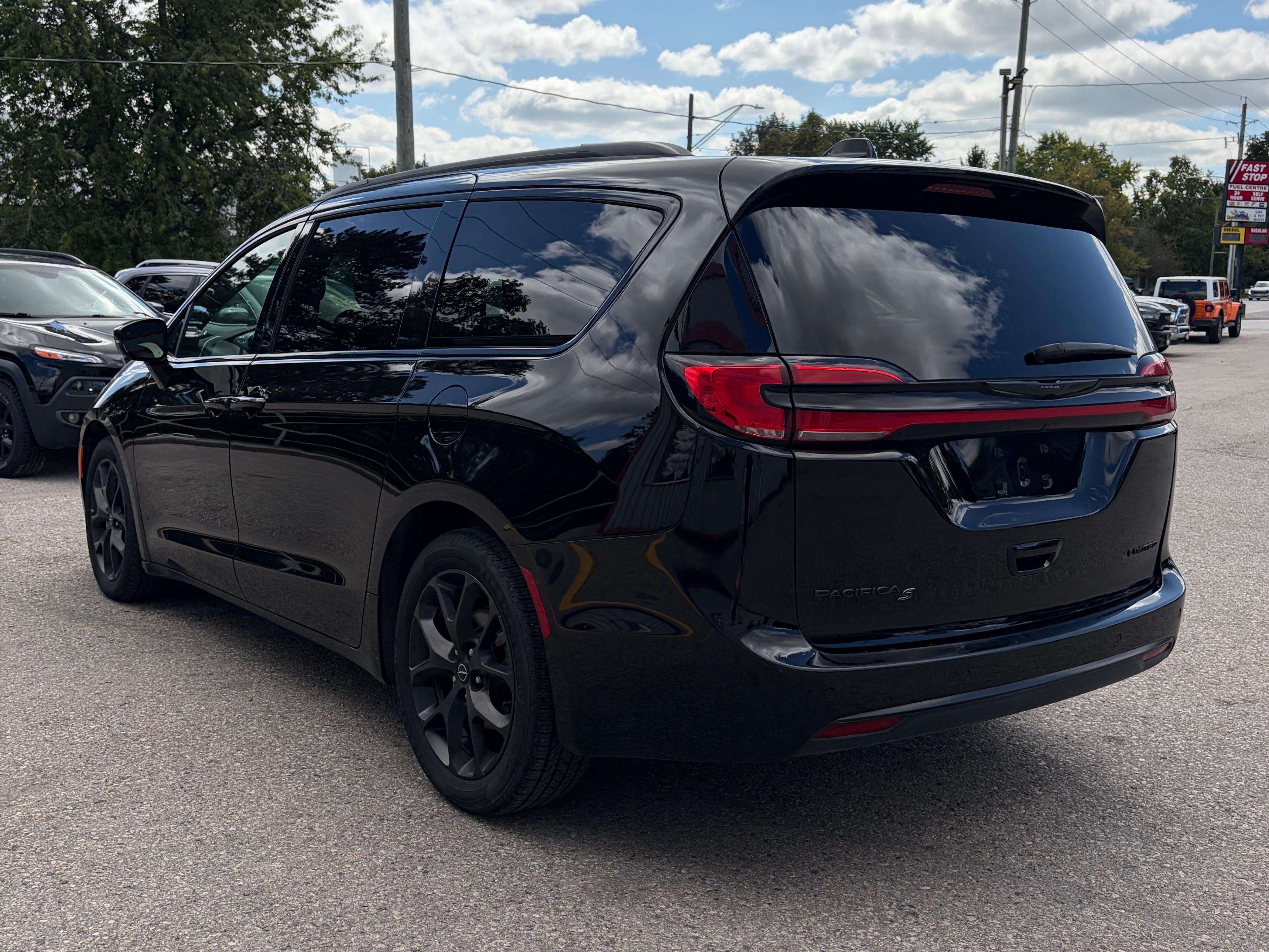 2025 Chrysler Pacifica