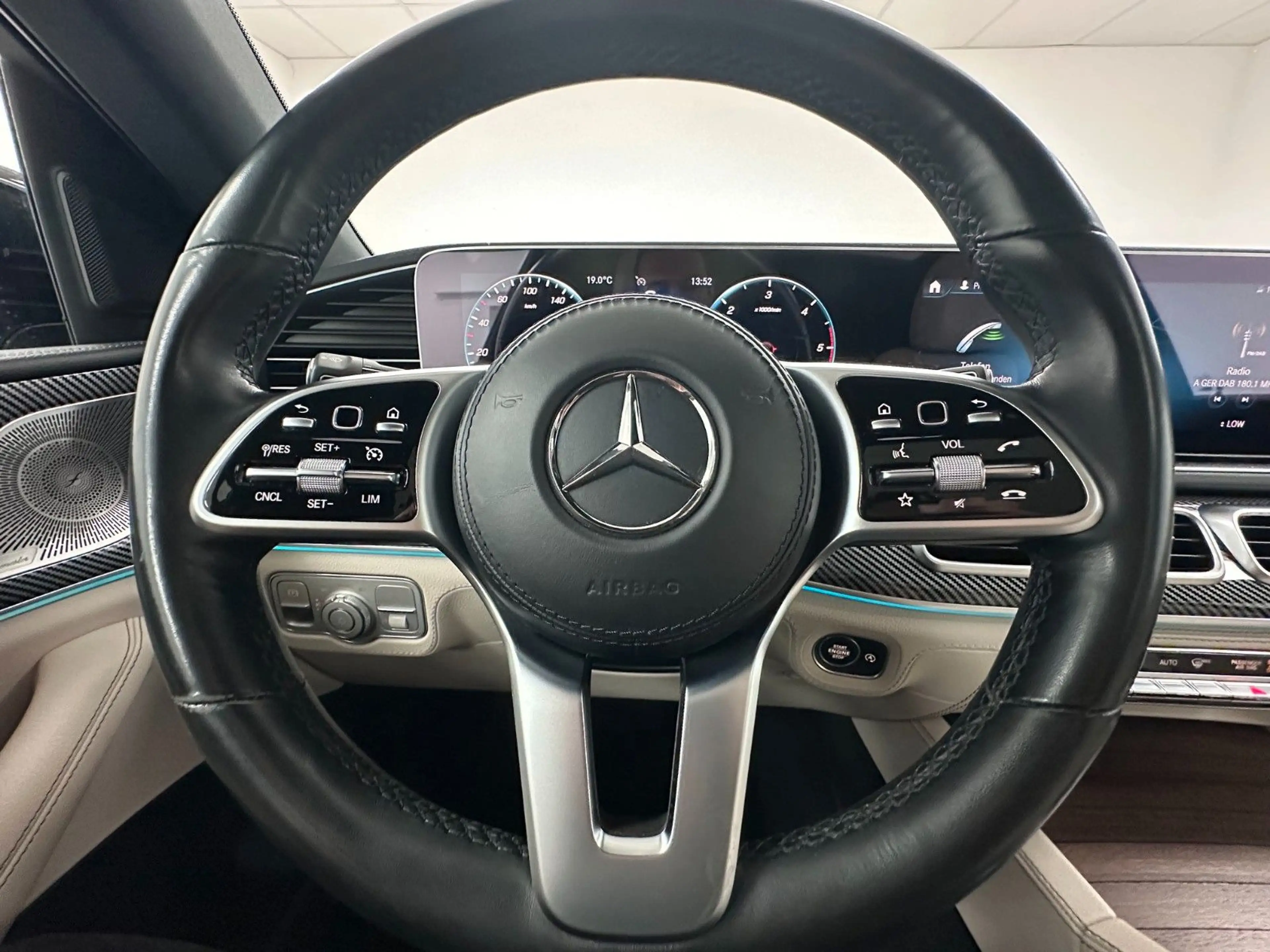 Mercedes-Benz GLE 350 d Coupe 4Matic AMG-L PANO+NAVI+WIDE+BURM — photo 22