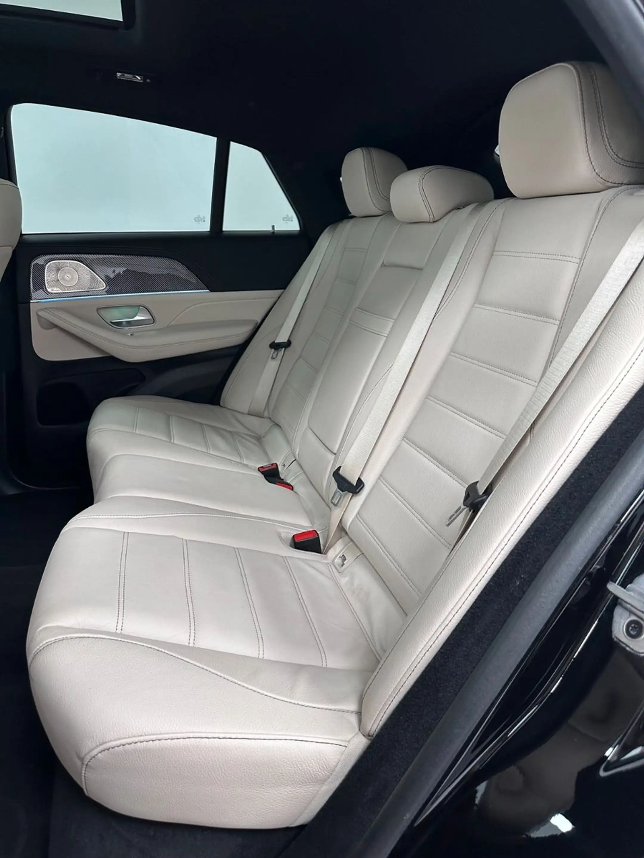 Mercedes-Benz GLE 350 d Coupe 4Matic AMG-L PANO+NAVI+WIDE+BURM — photo 9