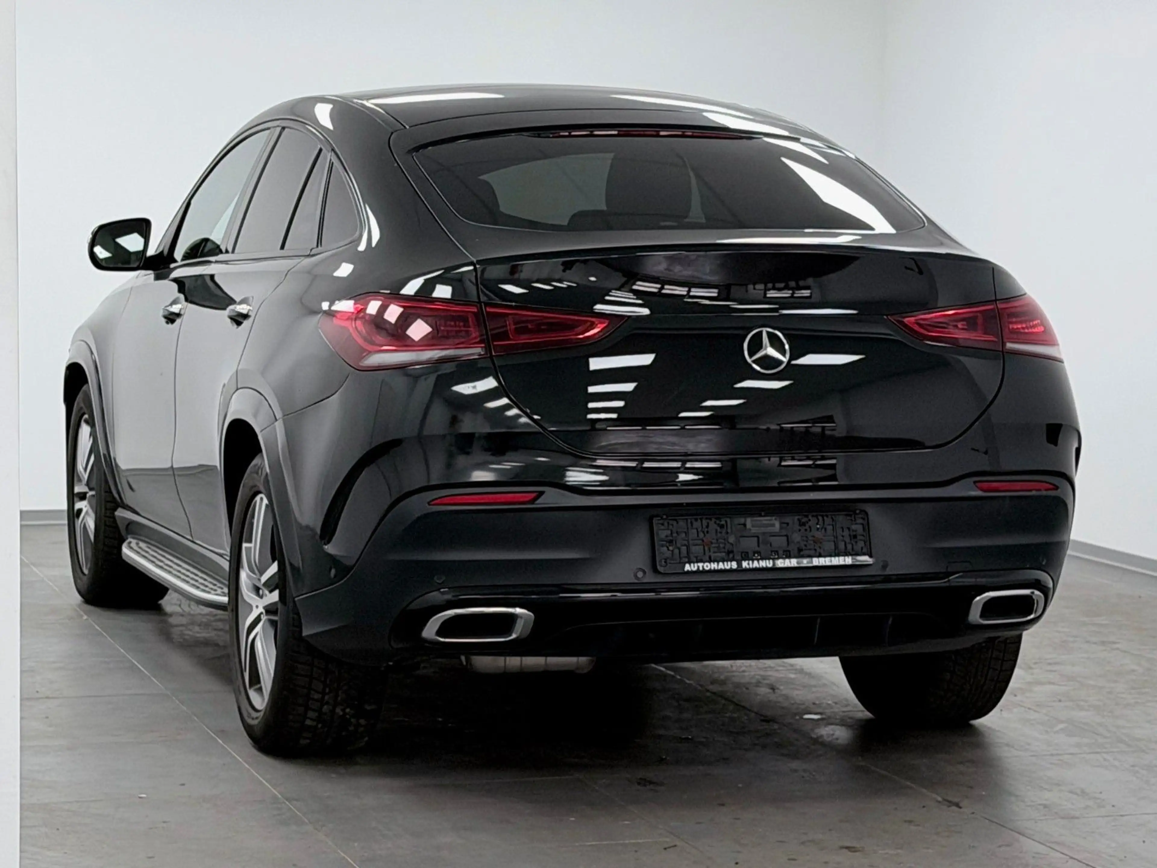 Mercedes-Benz GLE 350 d Coupe 4Matic AMG-L PANO+NAVI+WIDE+BURM — photo 6