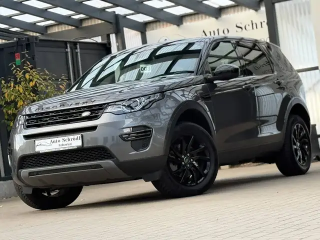 Land Rover Discovery Sport SE AWD Aut. TD4, Pano, Meridian, Bi Xenon, Tot W, Lenkradheiz, Schilderkennung, Kamera, Navi, DAB, Black Pack