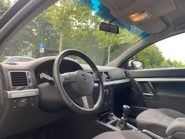 Opel Vectra view 11