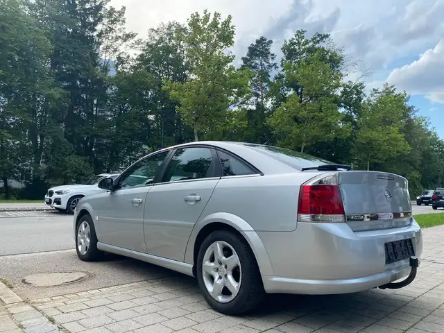 Opel Vectra view 6