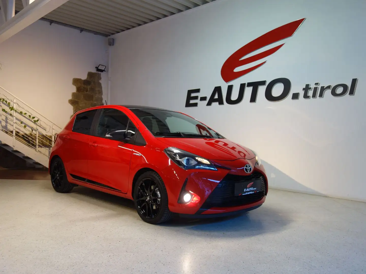 Toyota Yaris GR-SPORT *HYBRID*ERSTBESITZ*GARANTIE Rot - 1