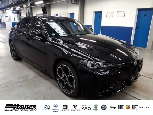 Alfa Romeo Giulia Competizione 2.0 Turbo AT8 Q4 HARMAN-KARDON EL. SI
