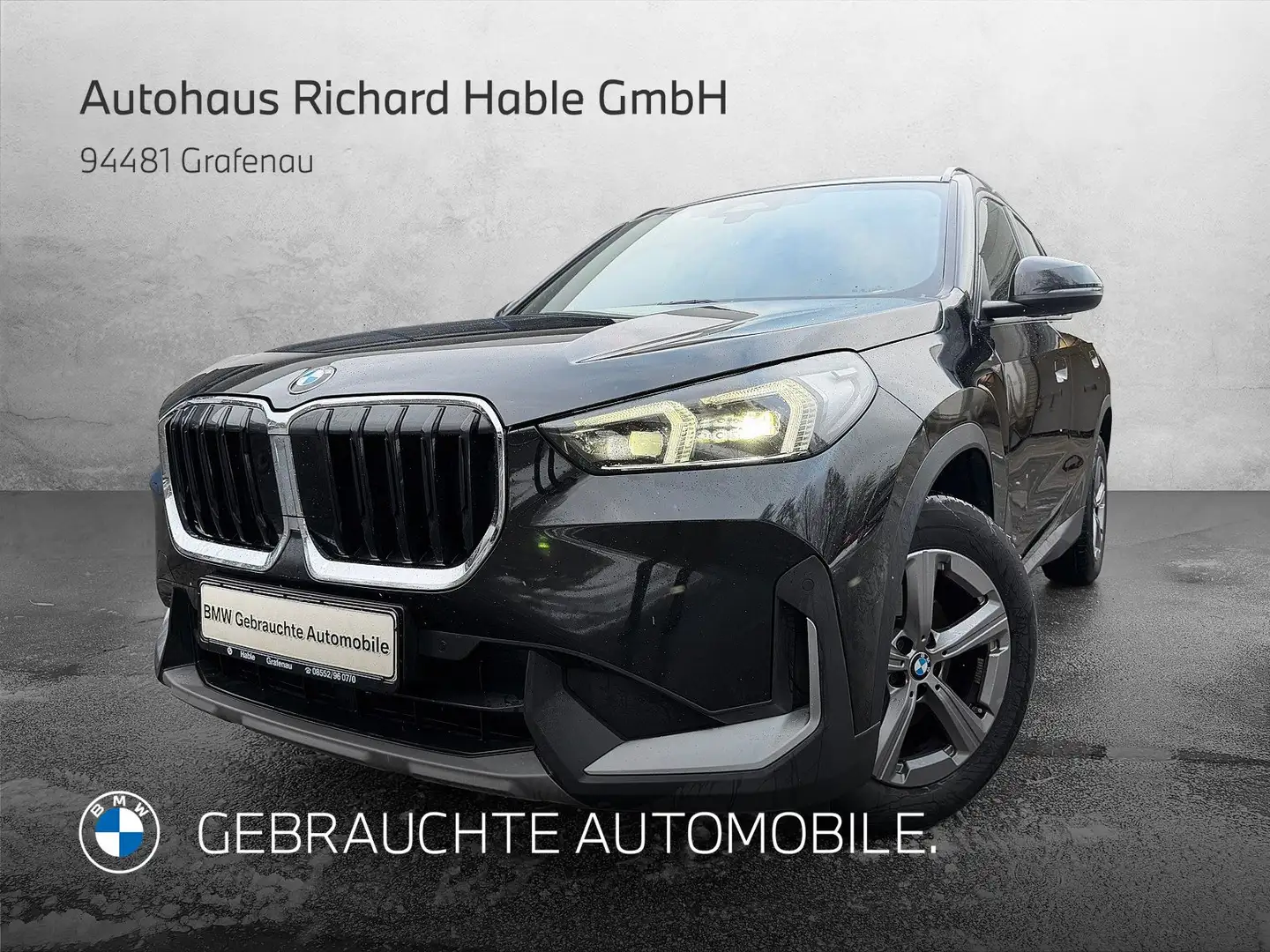 BMW X1 sDrive18d SAV Zwart - 1