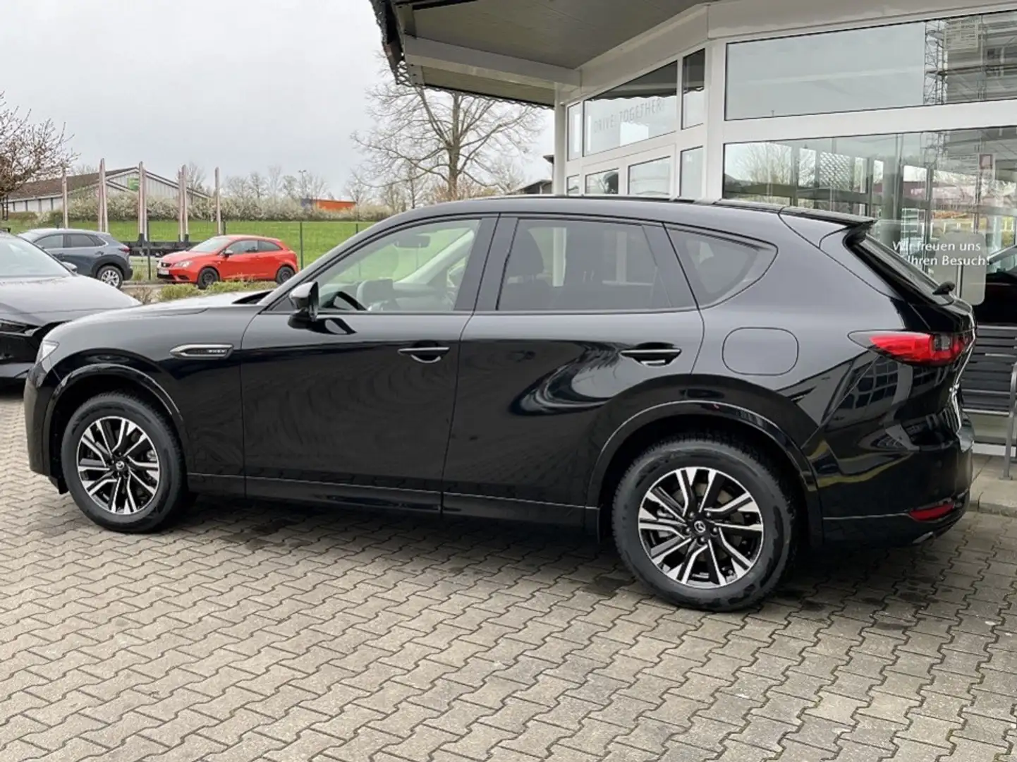 Mazda CX-60 Skyact. PHEV HOMURA CON-P DRI-P COM-P Schwarz - 2