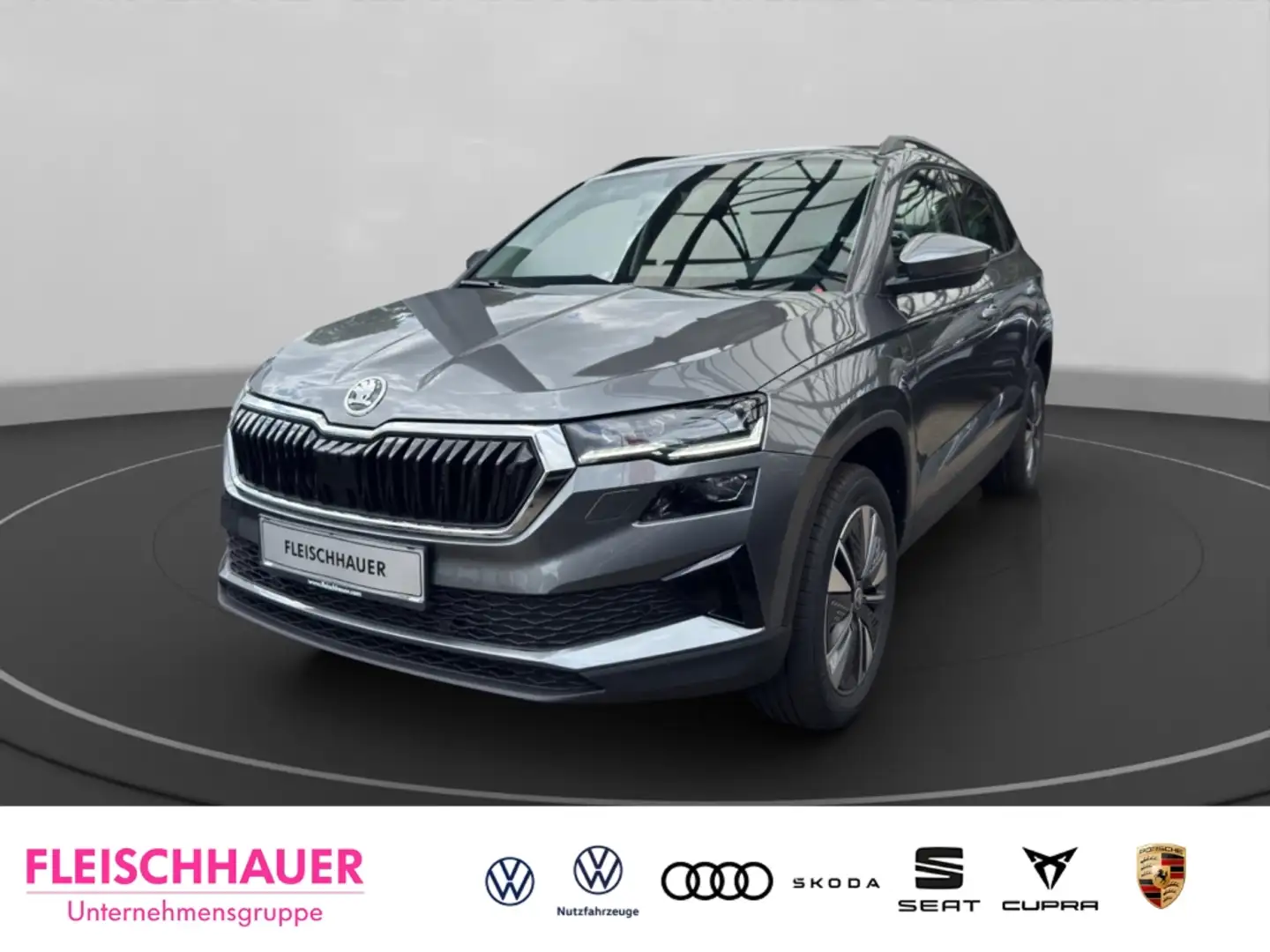 Skoda Karoq Tour 1,5 TSI 110 kW DSG AHK Navi El.Heckklappe LED Grau - 1