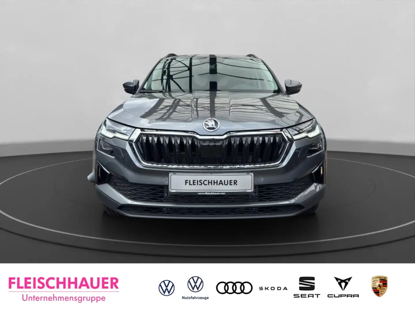 Skoda Karoq Tour 1,5 TSI 110 kW DSG AHK Navi El.Heckklappe LED Grau - 2