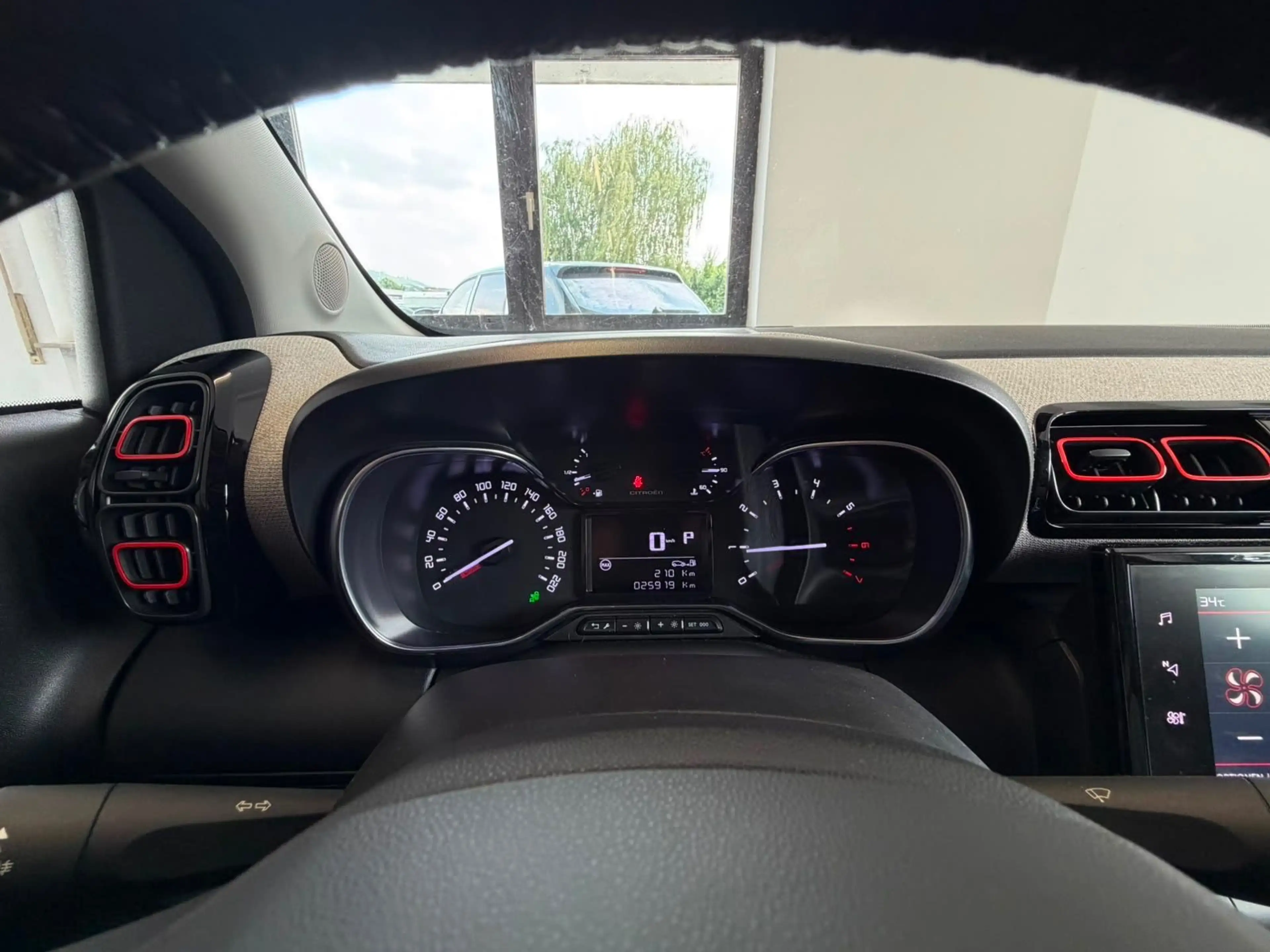 Citroen C3 Aircross Shine Aut. Kamera LED — photo 7