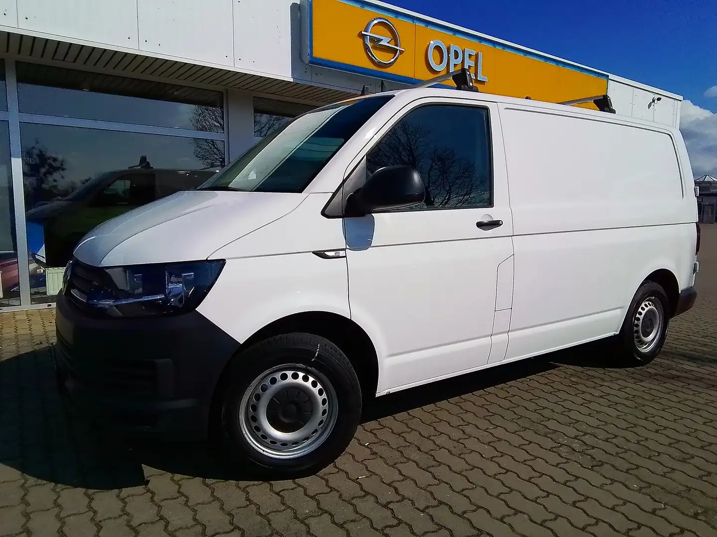 Volkswagen T6 Transporter Kasten 2.0 TDI Weiß - 2
