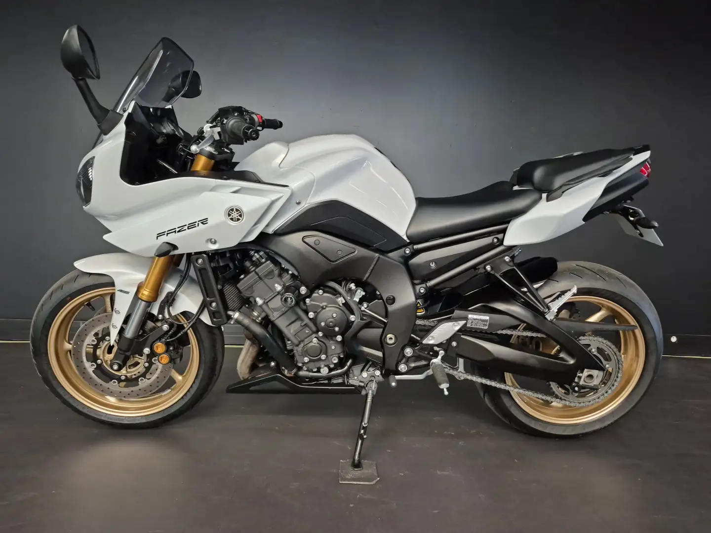 Yamaha FZ 8 Blanc - 2