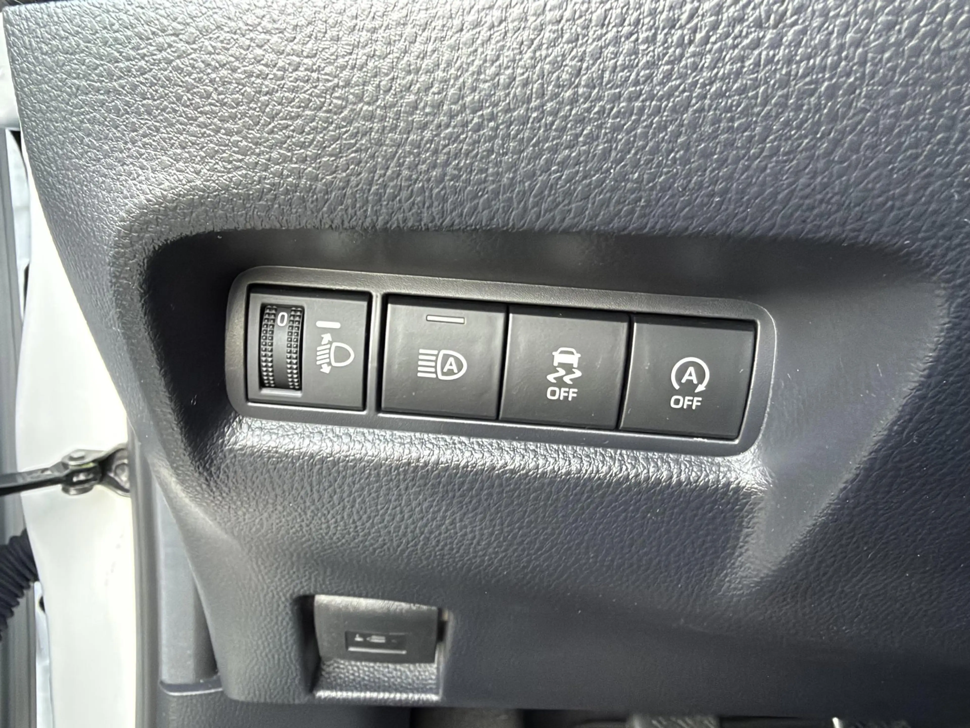 Toyota Aygo X 1.0 VVT-i MT Play — photo 11