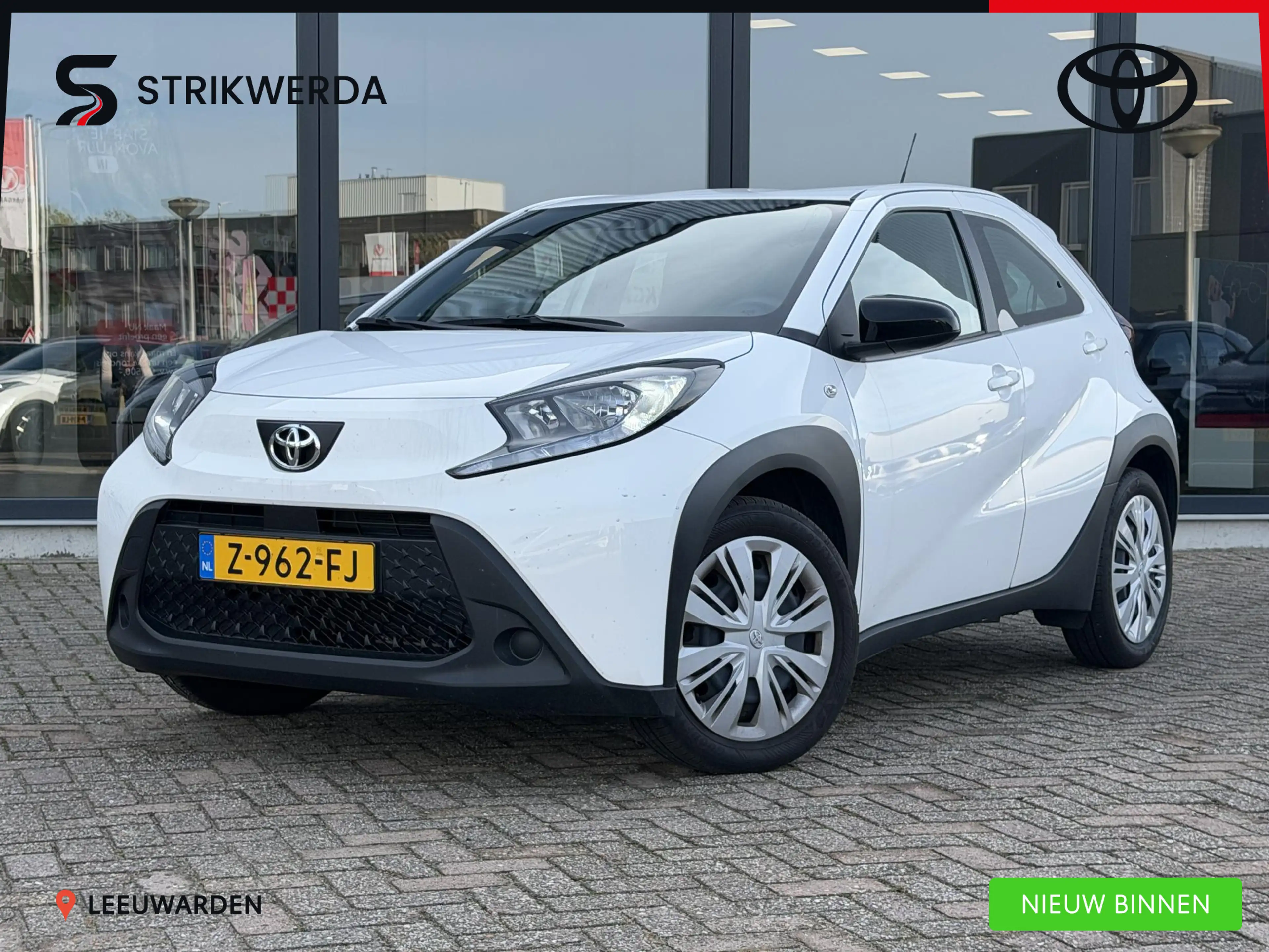 Toyota Aygo X 1.0 VVT-i MT Play
