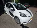 Toyota Aygo 1.0-12V Xcite White | 2E EIGENAAR | 12MND GARANTIE Weiß - thumbnail 3