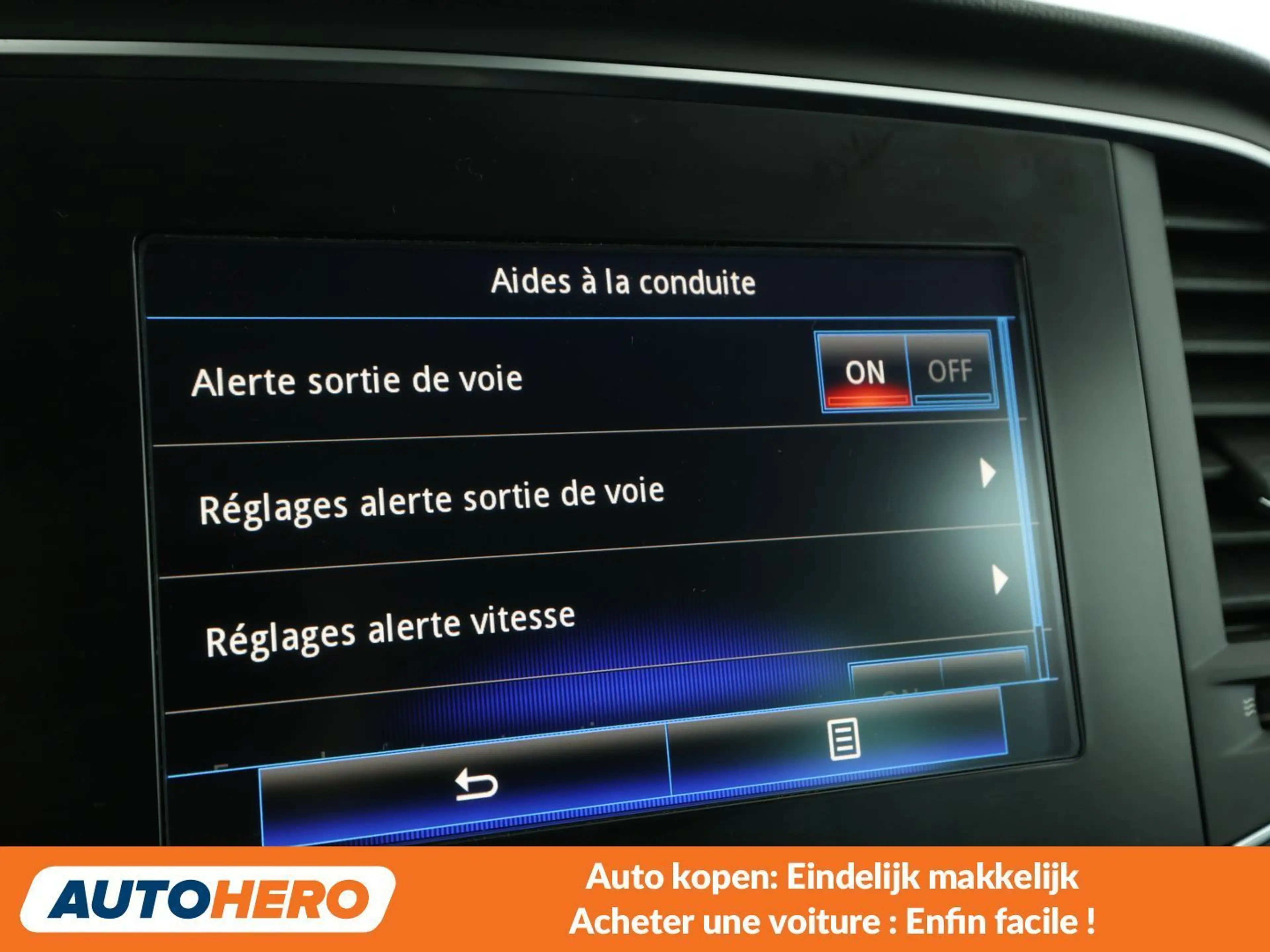 Renault Megane 1.2 TCe Energy GT Line — photo 10