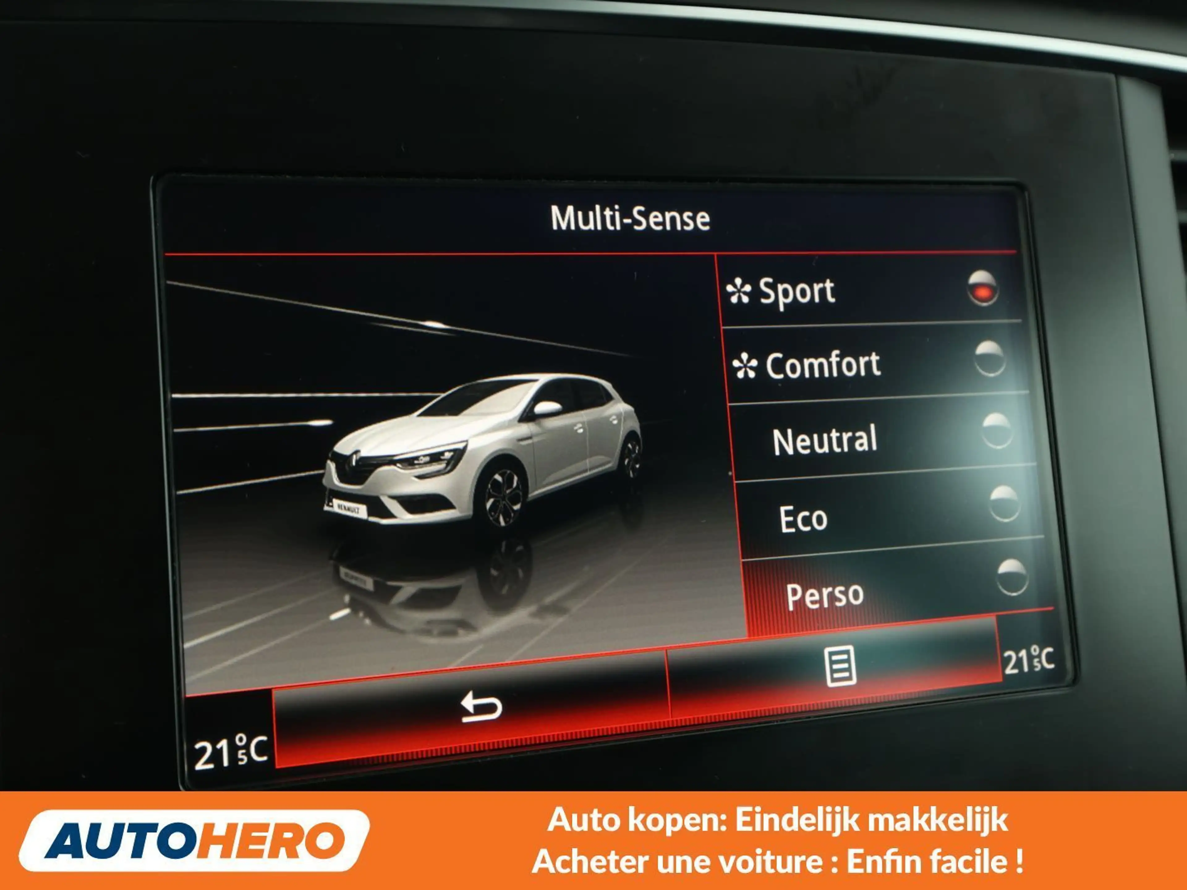 Renault Megane 1.2 TCe Energy GT Line — photo 12