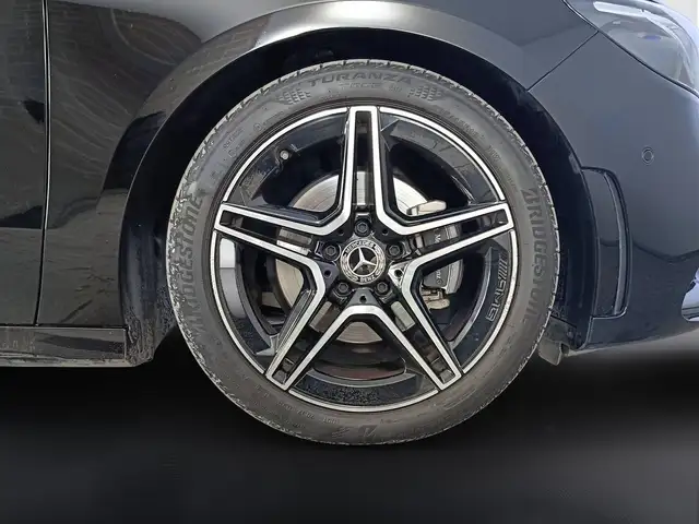 Mercedes-Benz B-Class view 7