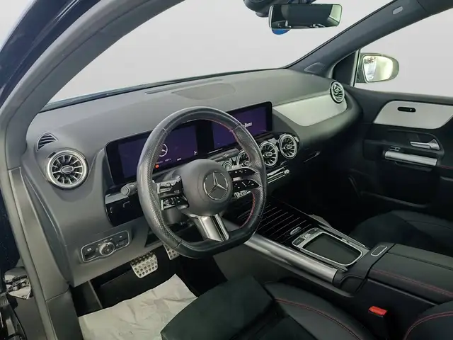 Mercedes-Benz B-Class view 8