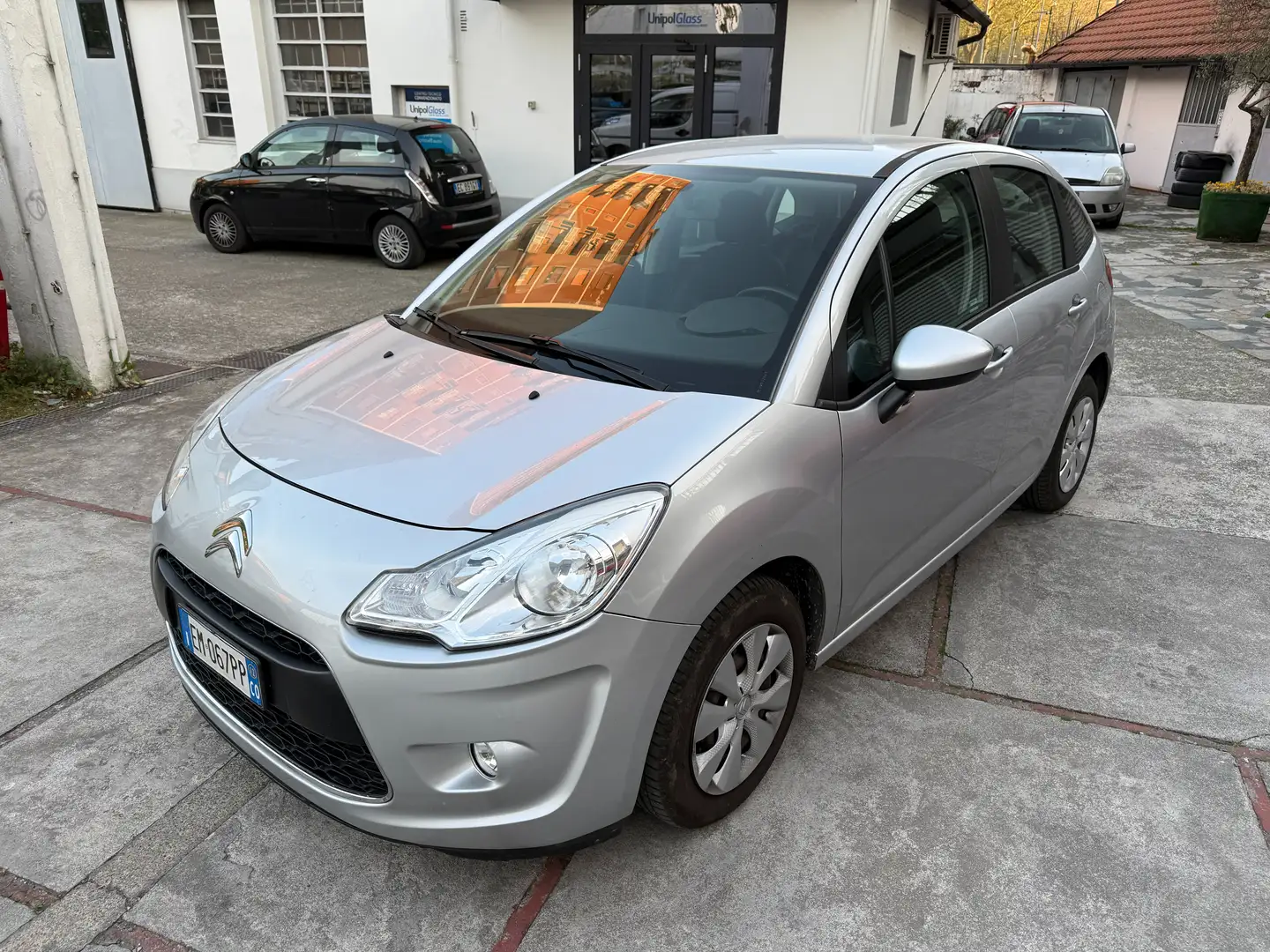 Citroen C3 C3 1.1 Attraction OK NEOPATENTATI Argent - 1