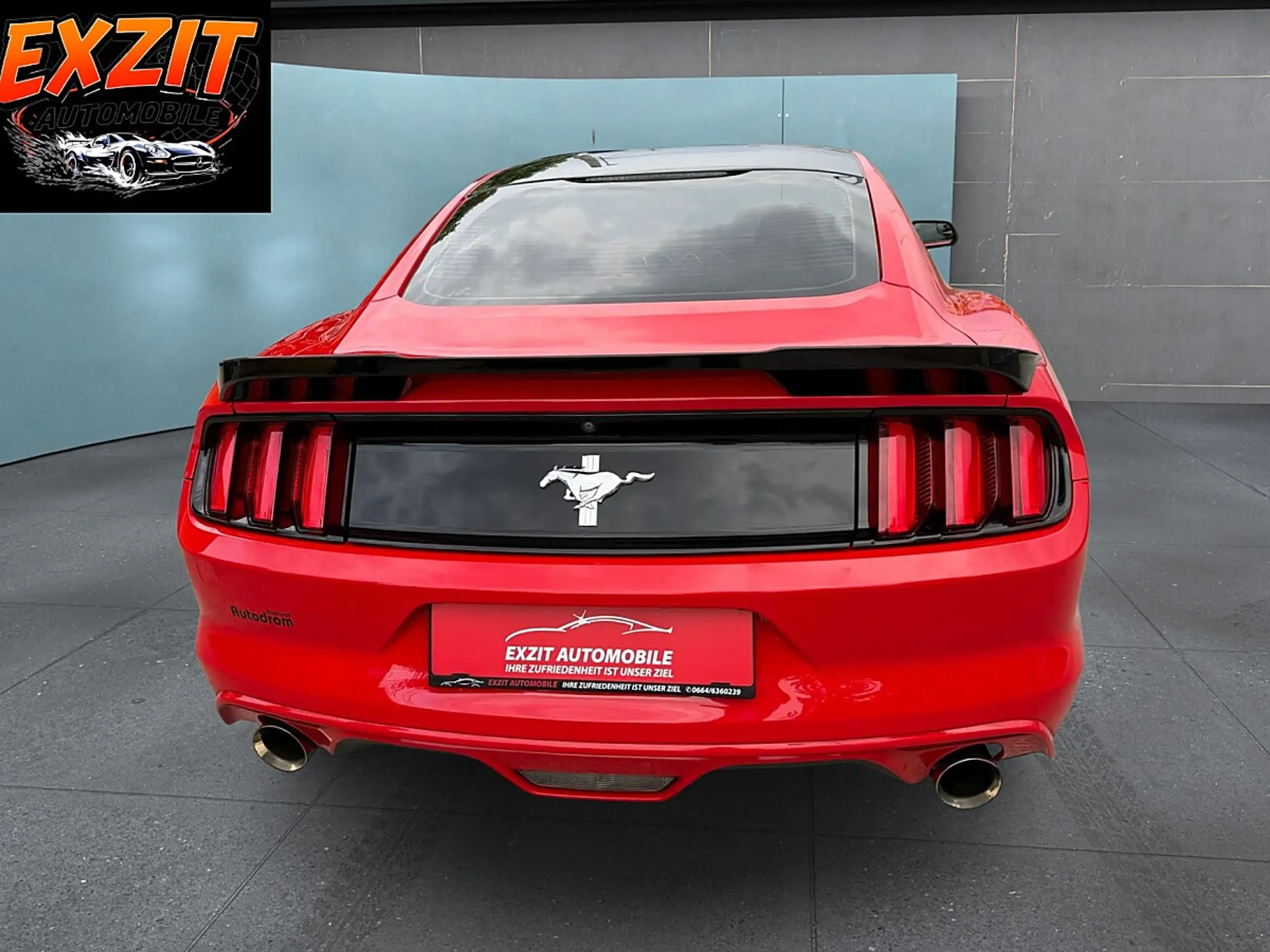 Ford Mustang 3,7 EcoBoost Aut. — photo 6