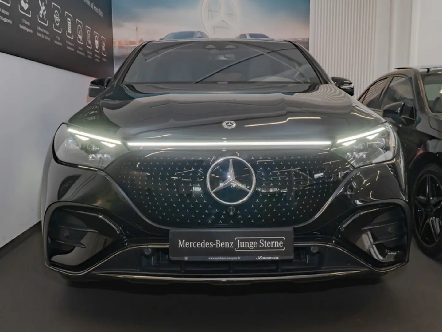 Mercedes-Benz EQE SUV EQE 500 4M SUV AMG-Sport/Hyper/Pano/Burm/AHK/HUD Negro - 2