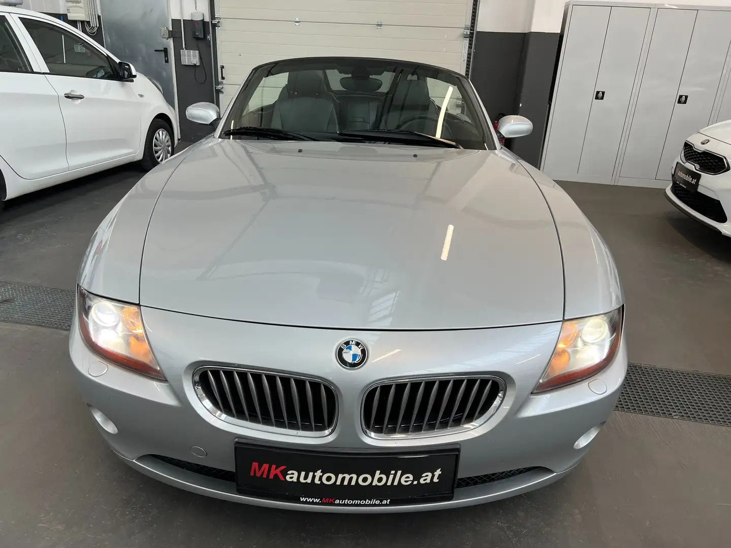 BMW Z4 3.0i Roadster (E85) AUTOMATIC * SAMMLERSTÜCK* Silber - 2
