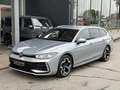 Volkswagen Passat Variant 2.0 TDI SCR R-Line DSG Silber - thumbnail 1