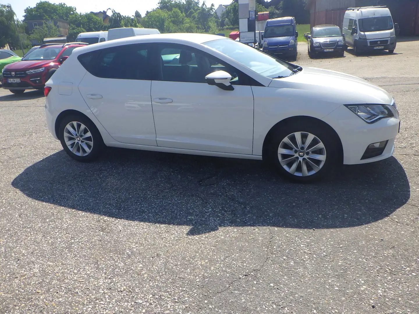 SEAT Leon Style Weiß - 2