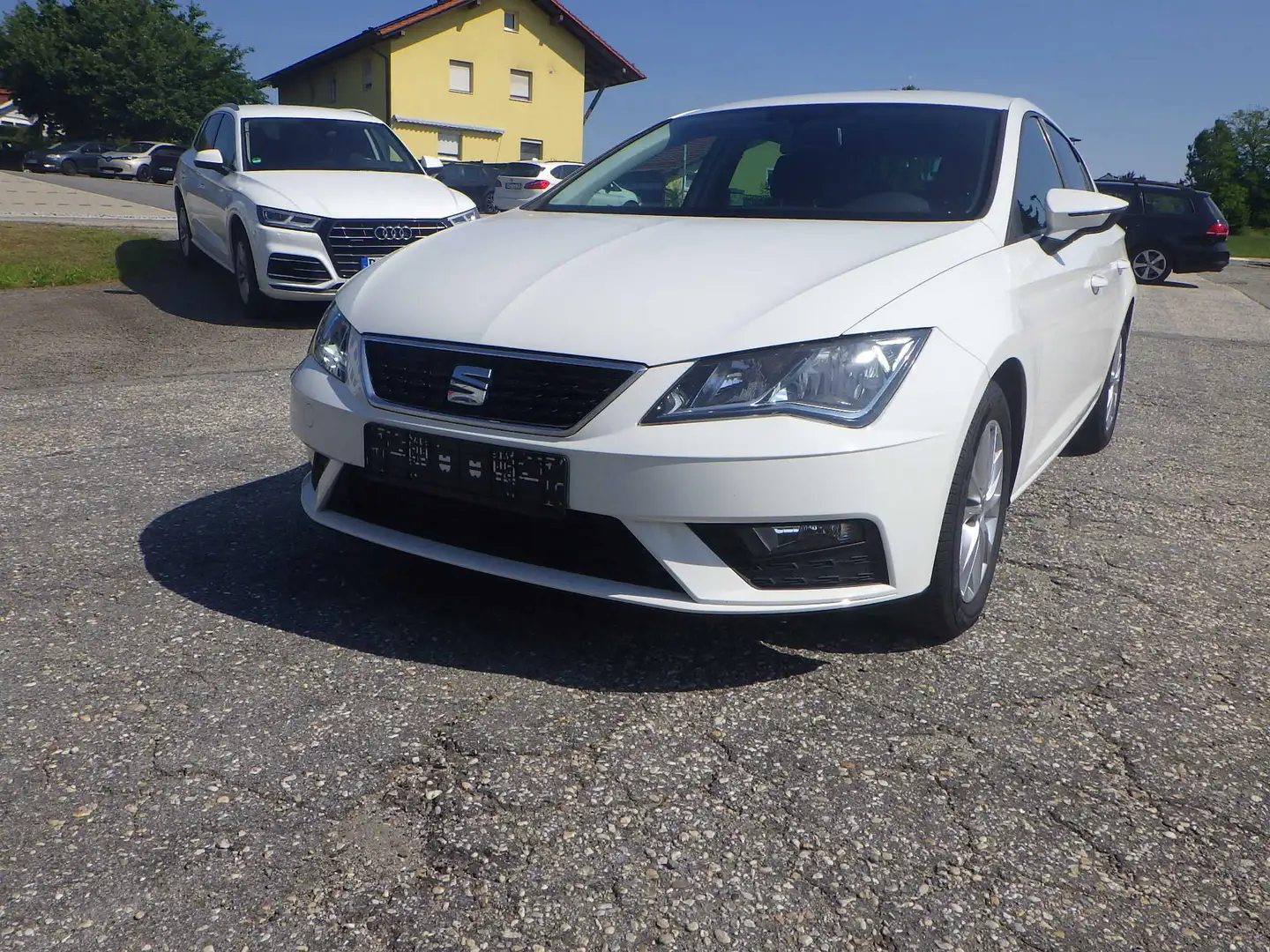 SEAT Leon Style Weiß - 1
