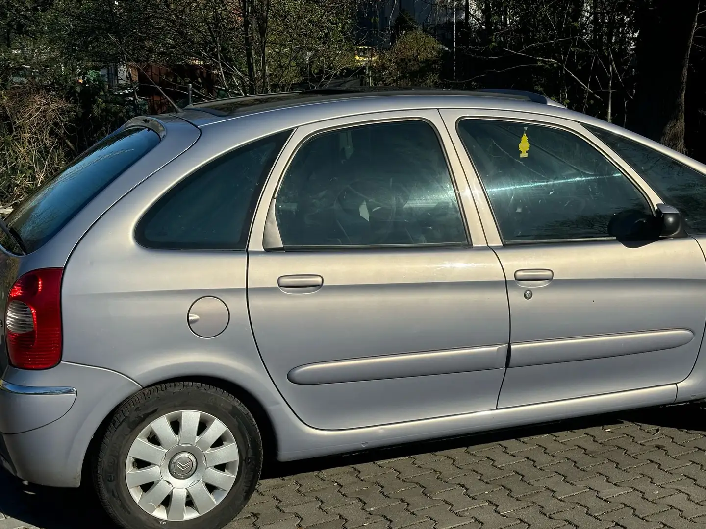 Citroen Xsara Picasso Xsara Picasso 1.8i SX Plus Stříbrná - 1