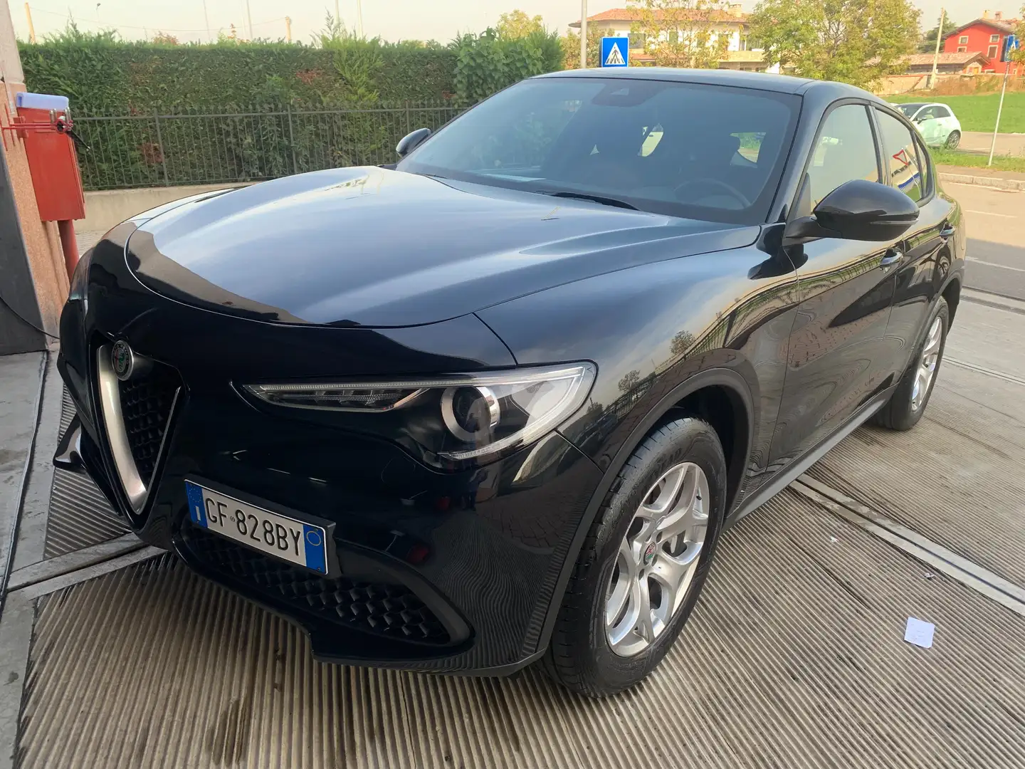 Alfa Romeo Stelvio Stelvio 2.2 t Business Q4 190cv auto auto nuova Nero - 1