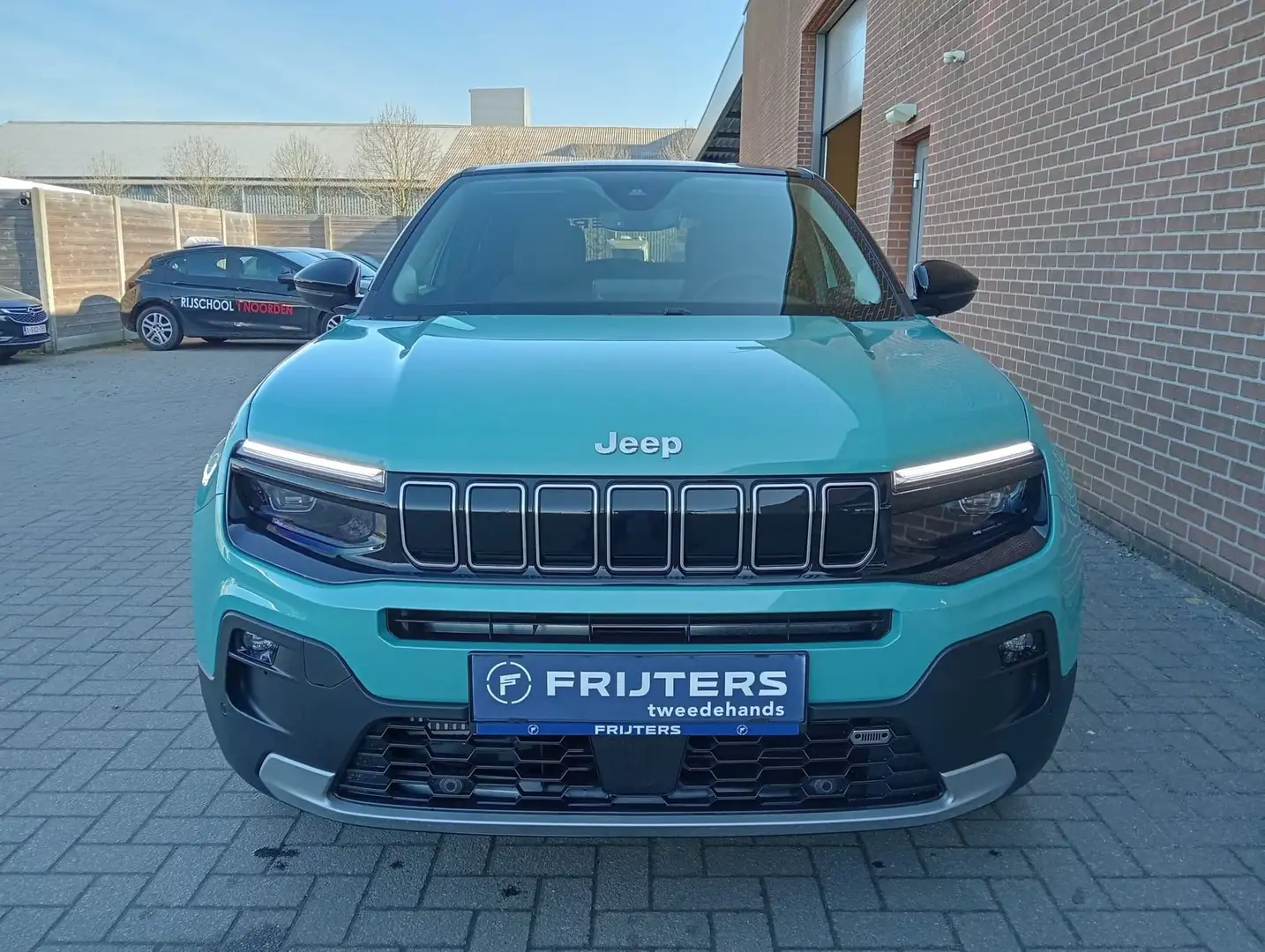 Jeep Avenger Summit - 2