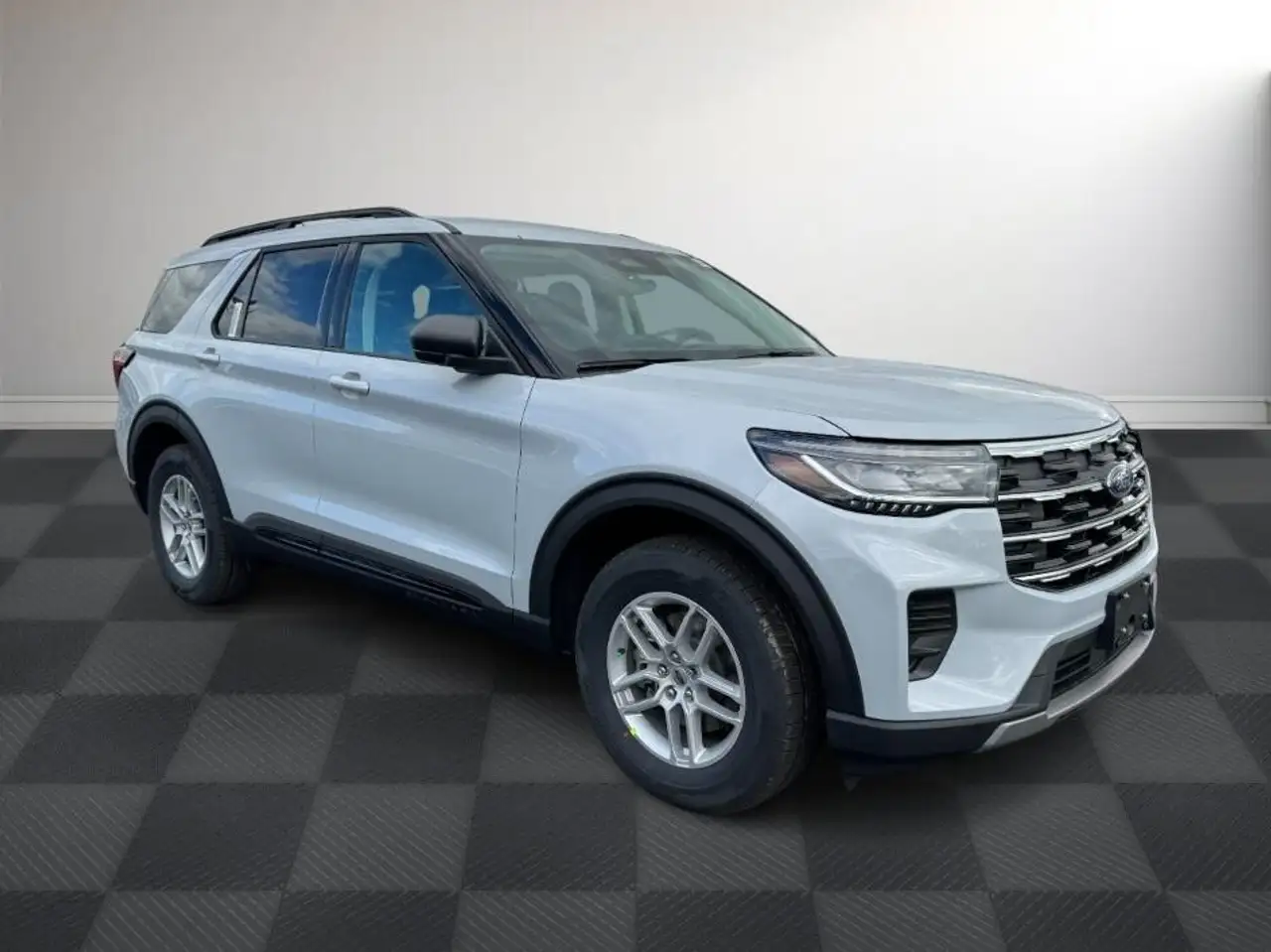 Ford Explorer снимка Ford Explorer