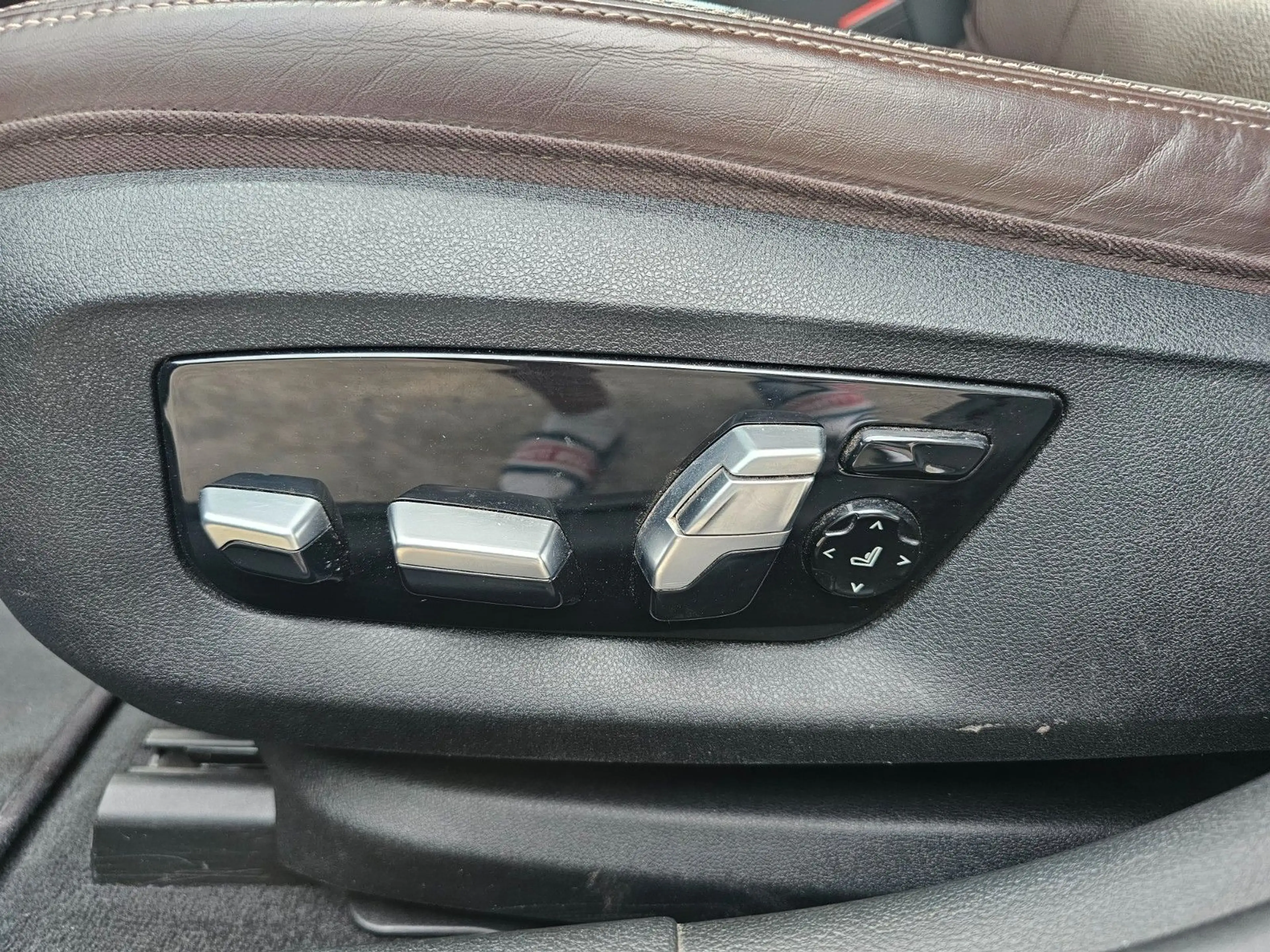 BMW 550 5 Touring M550 d xDrive LED Leder Softclose — photo 18