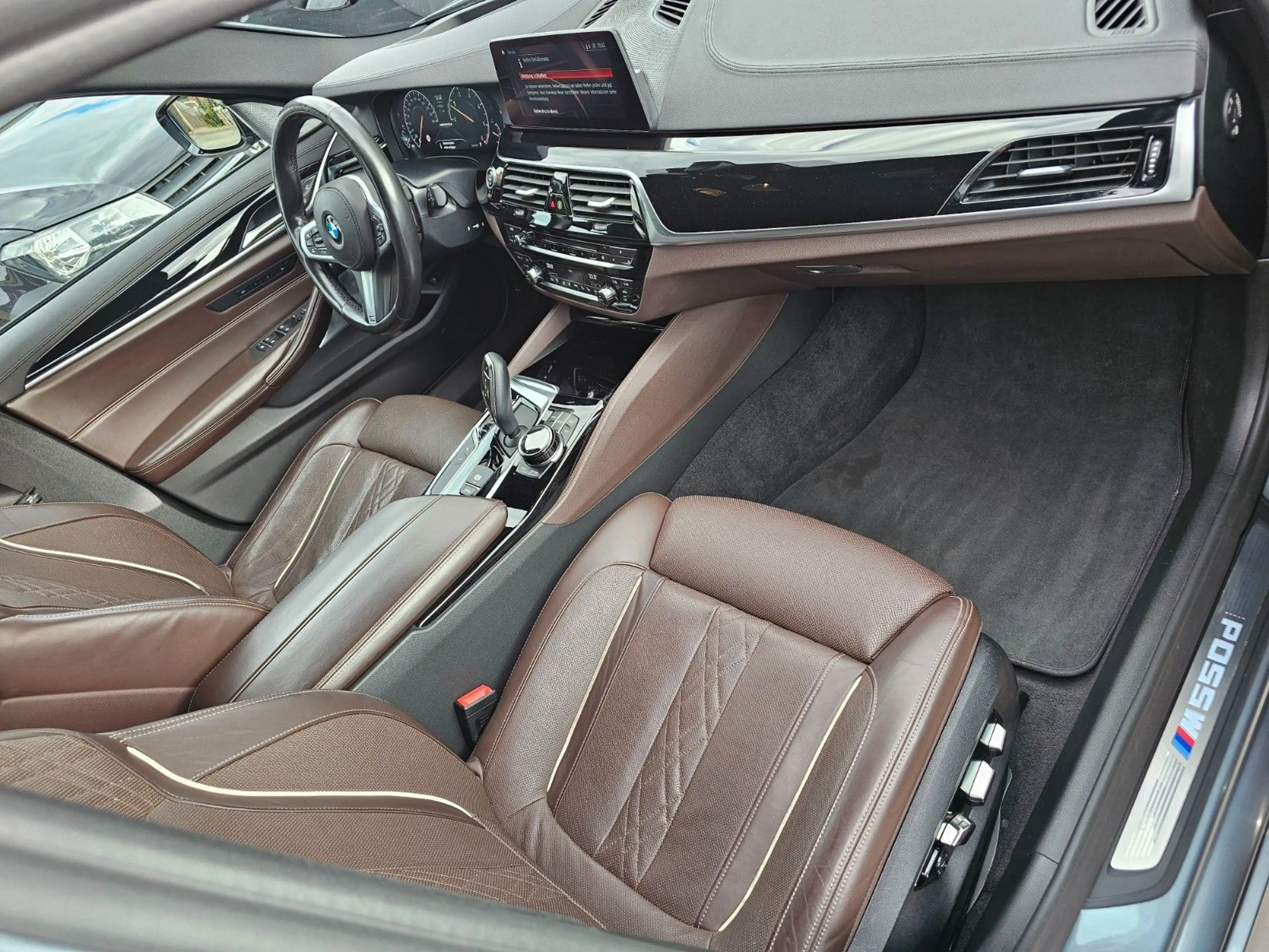 BMW 550 5 Touring M550 d xDrive LED Leder Softclose — photo 8