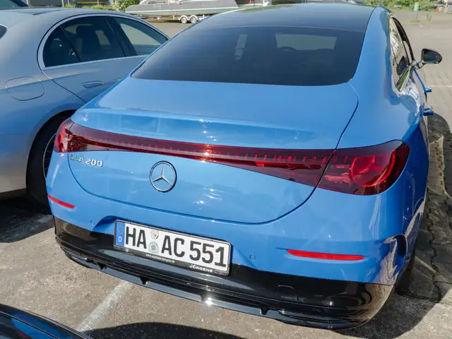 Mercedes-Benz CLA view 6