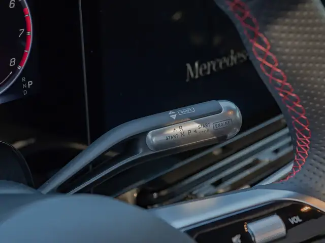 Mercedes-Benz CLA view 13