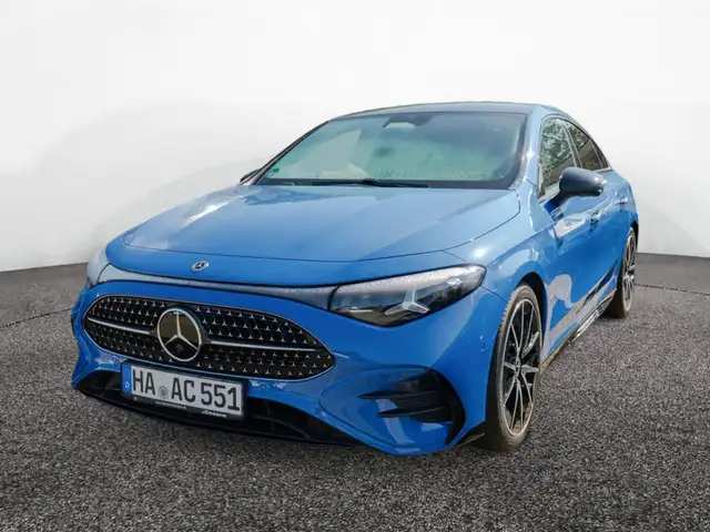 Mercedes-Benz CLA view 2