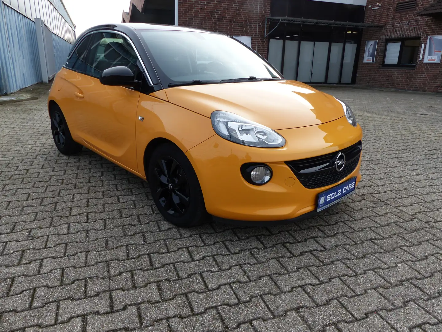Opel Adam Jam Orange - 2