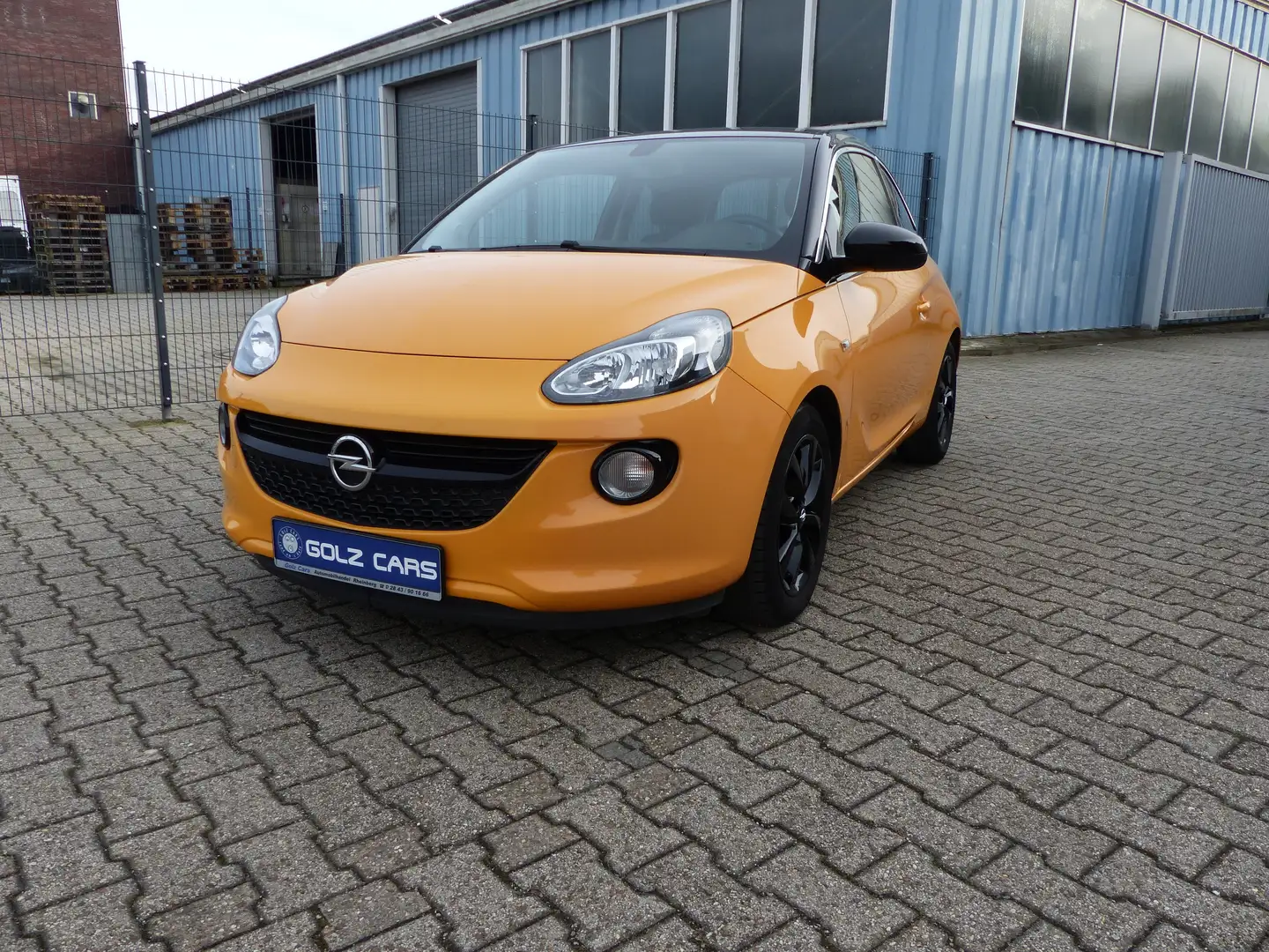 Opel Adam Jam Orange - 1