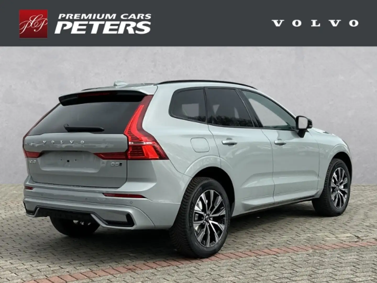 Volvo XC60 Plus Dark AWD B5 Benzin EU6e Navi Leder Digitales Grau - 2