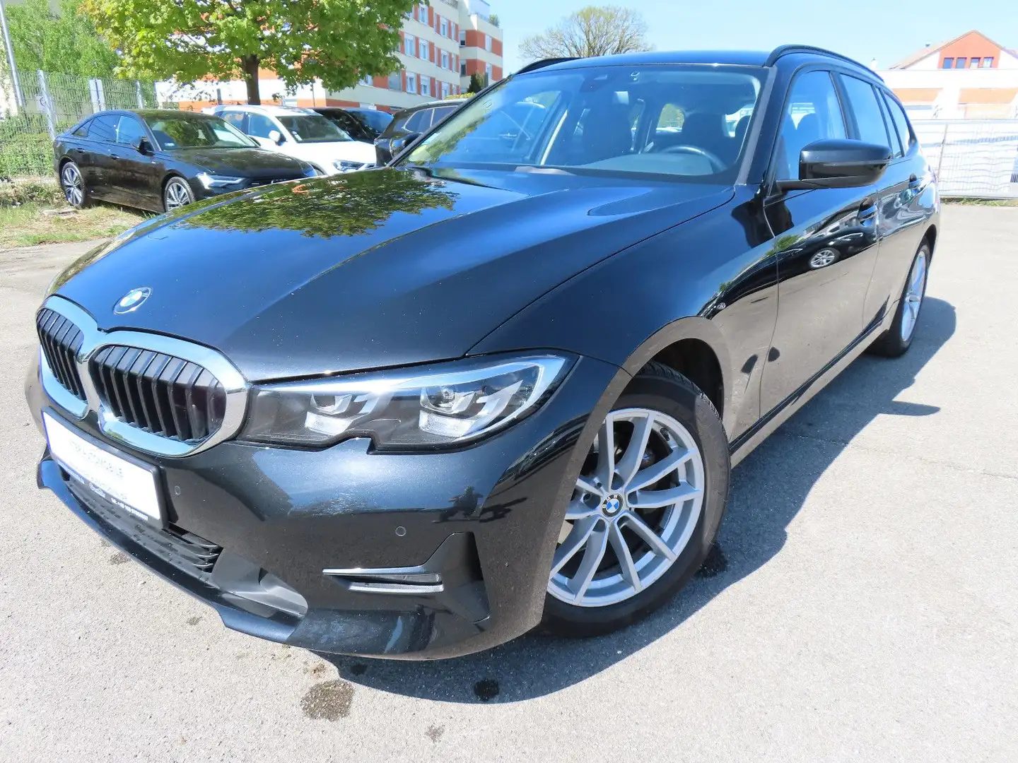 BMW 318 d Touring Advantage, Led, Navi, SHZ... Zwart - 1